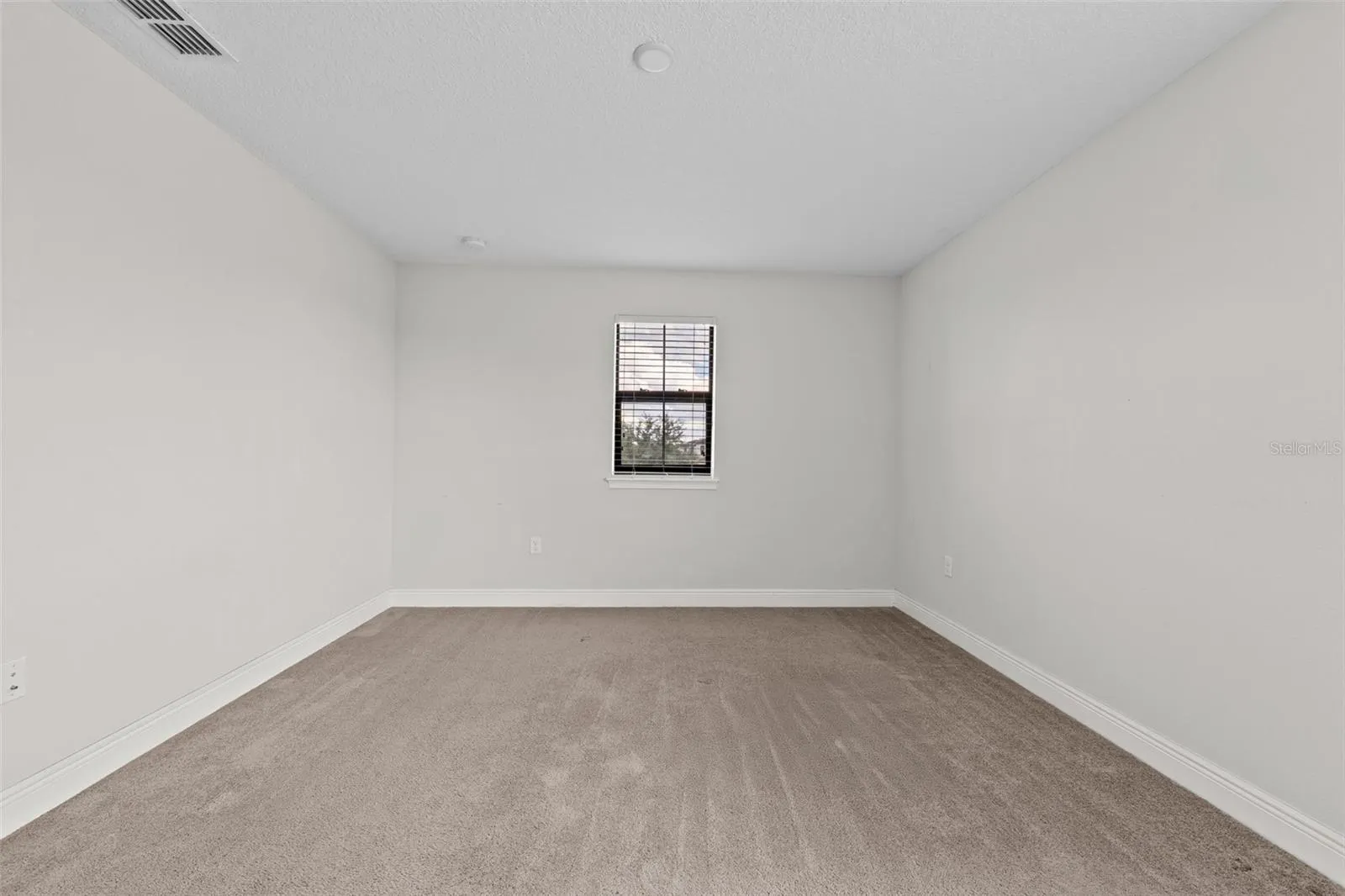 202 KENNY BLVD
