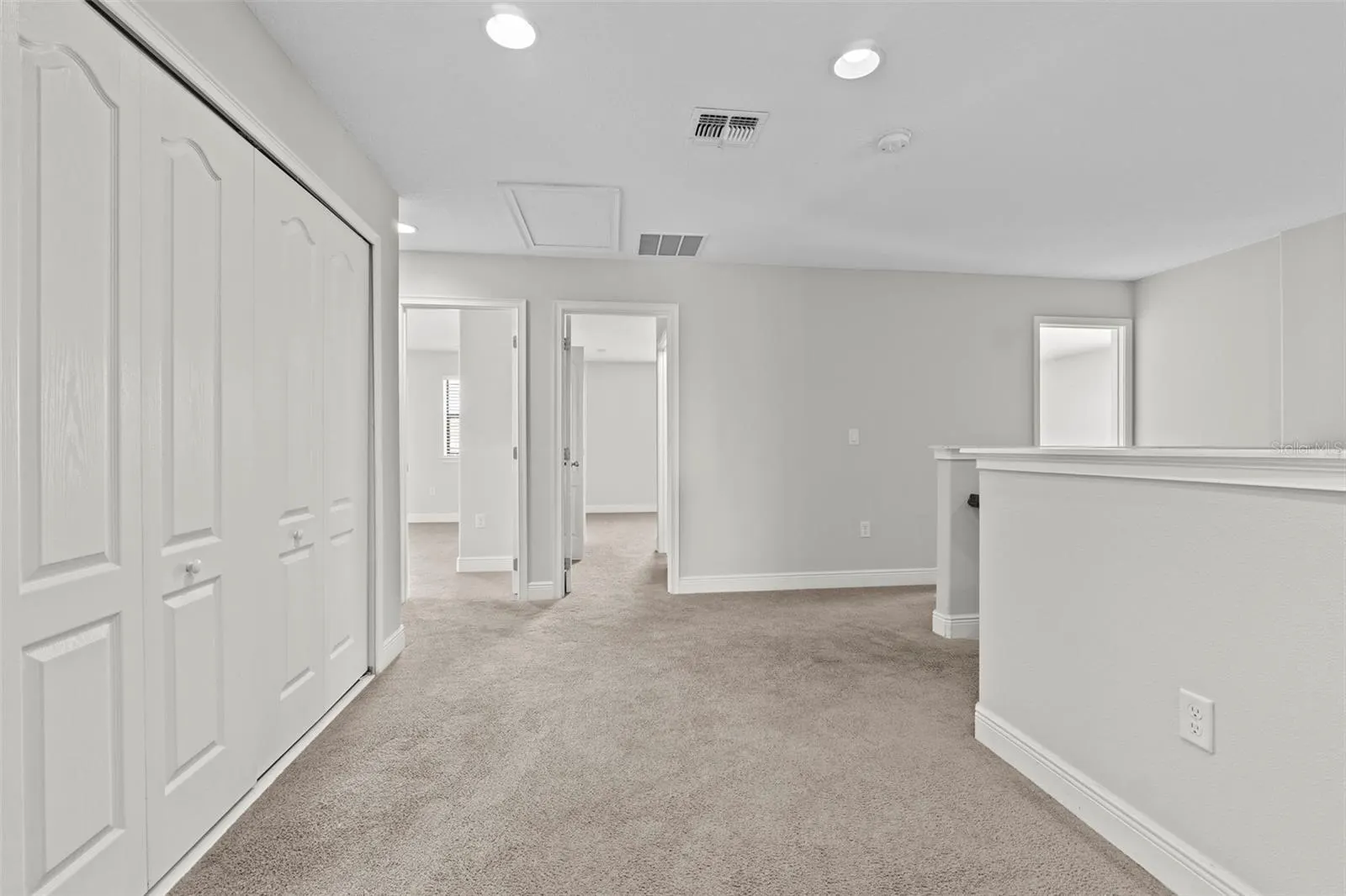202 KENNY BLVD
