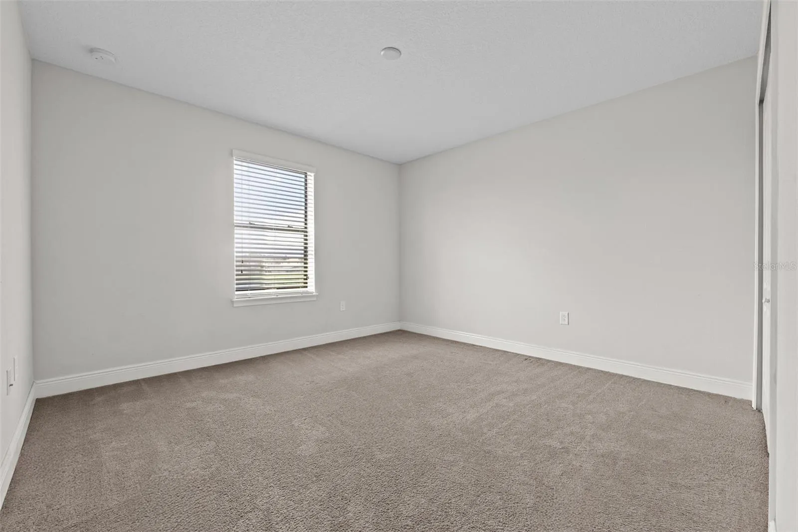 202 KENNY BLVD