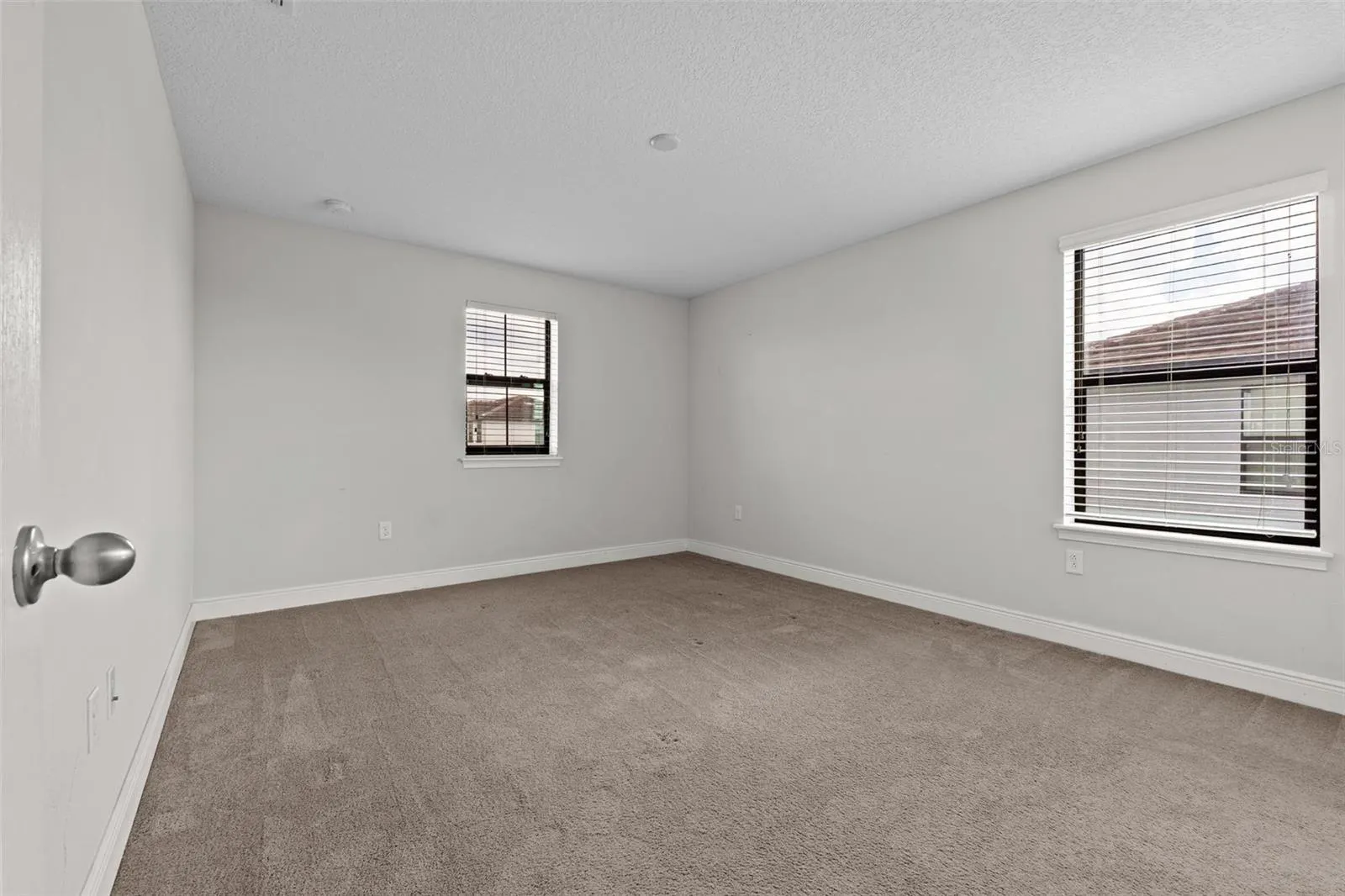 202 KENNY BLVD