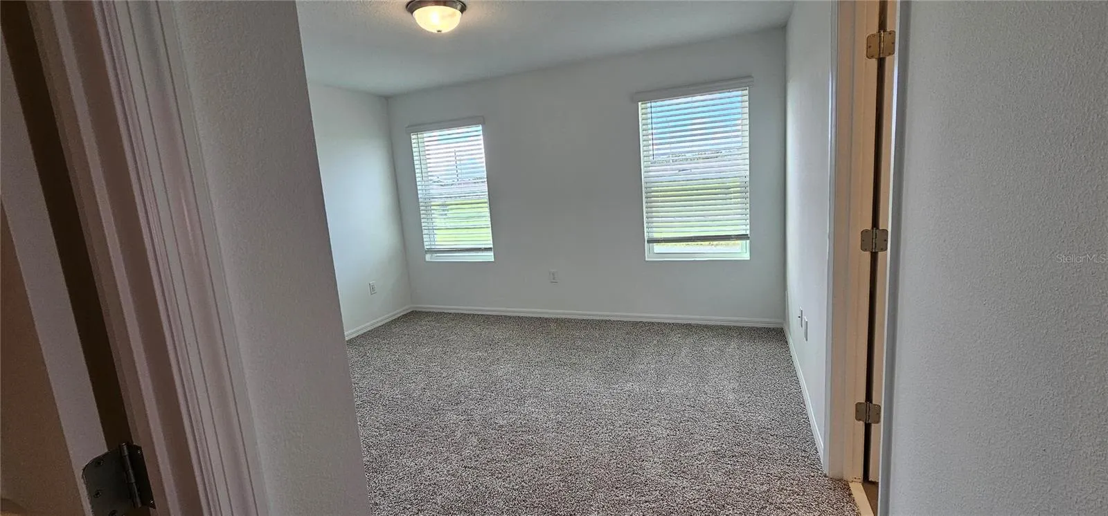 2126 CRAPE JASMINE LN