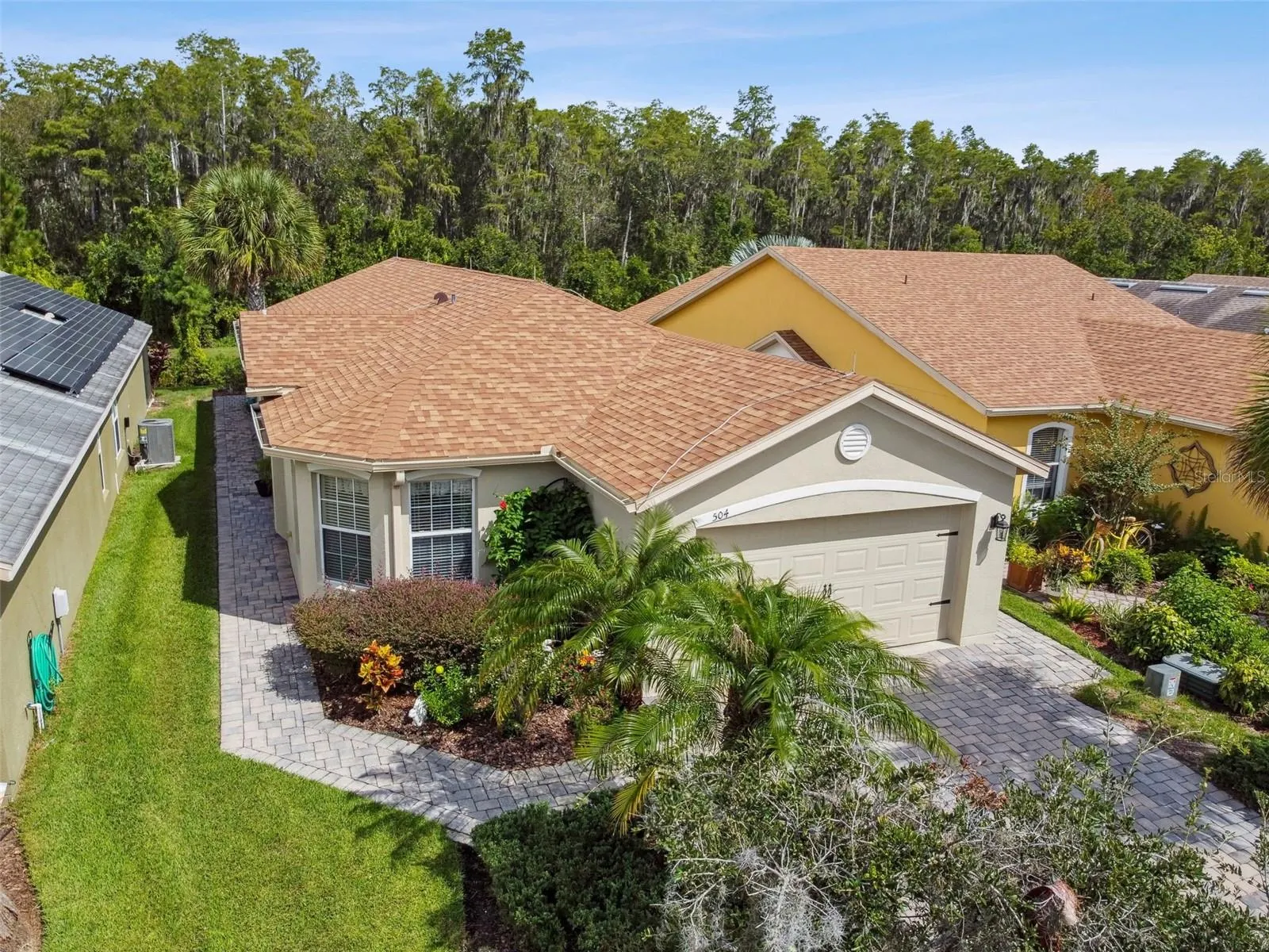 504 GRAND CANAL DR