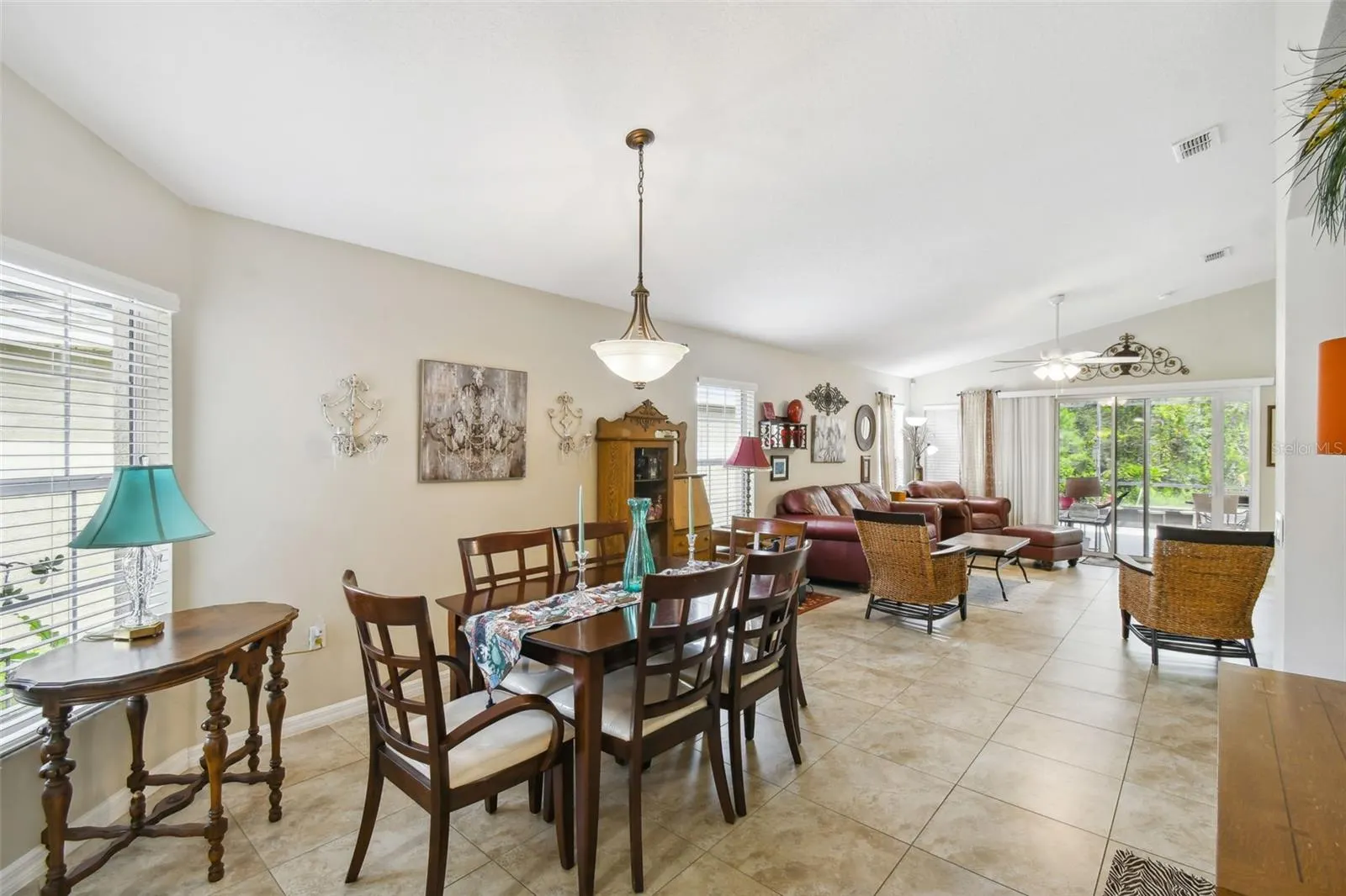 504 GRAND CANAL DR