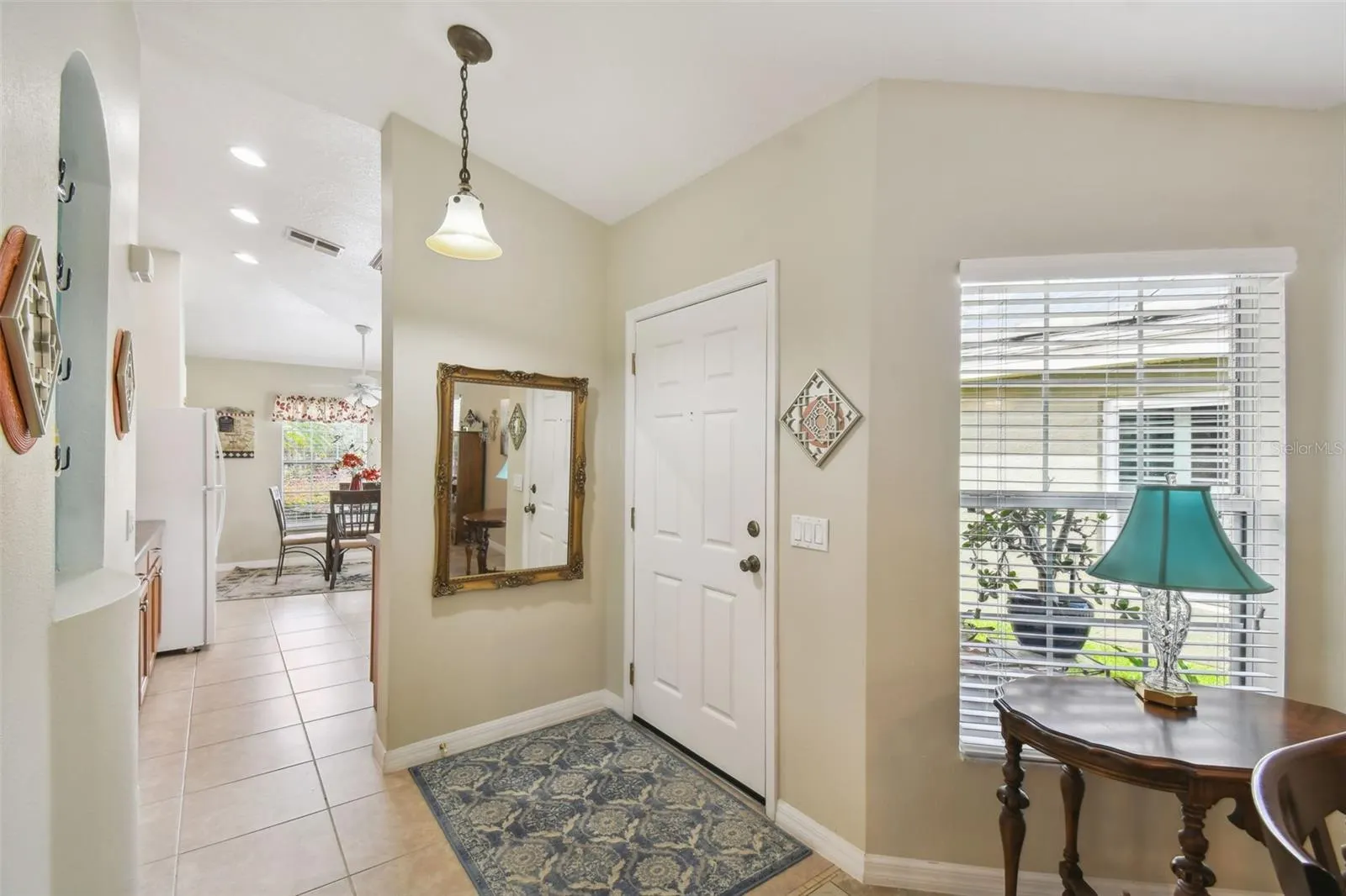 504 GRAND CANAL DR