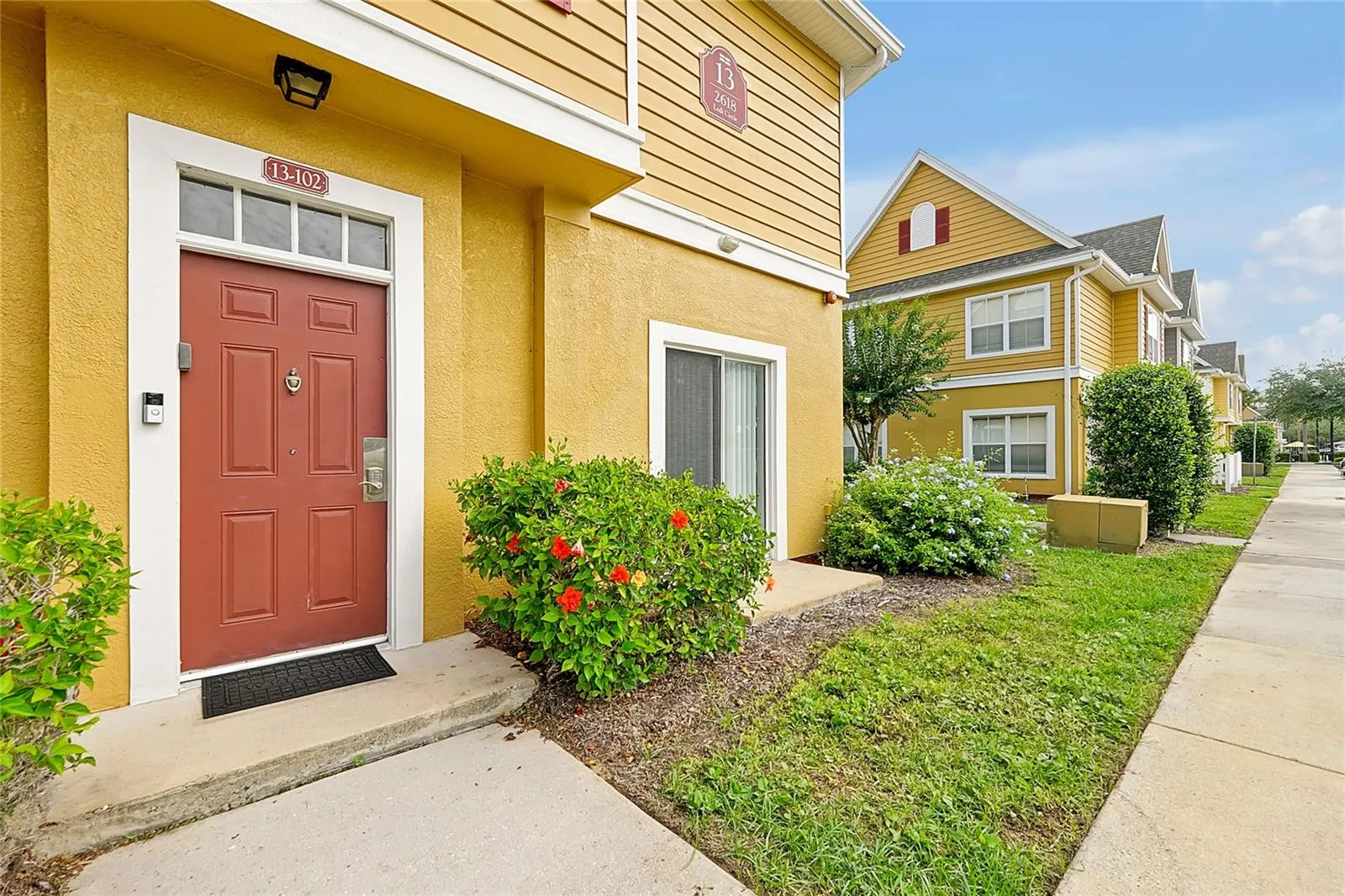 2618 LODI CIRCLE #102, #102