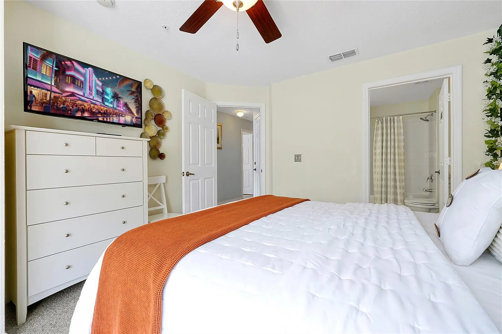 2618 LODI CIRCLE #102, #102
