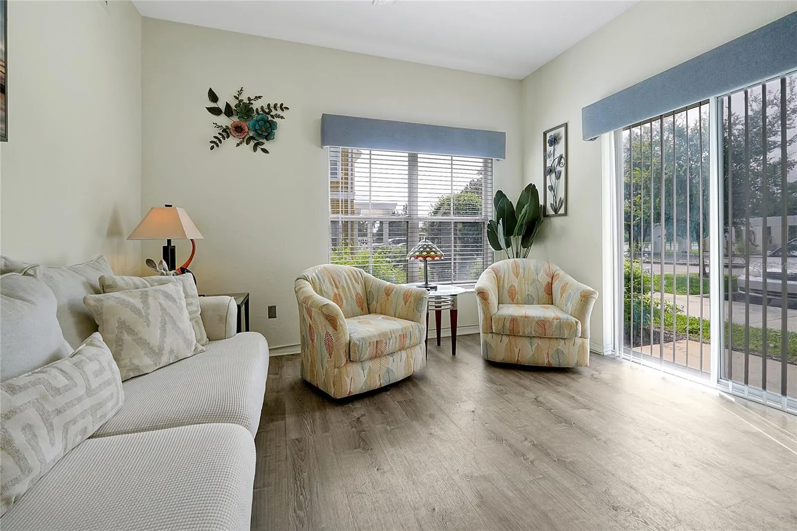 2618 LODI CIRCLE #102, #102