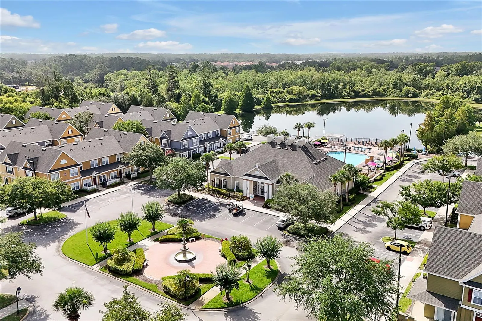 2618 LODI CIRCLE #102, #102