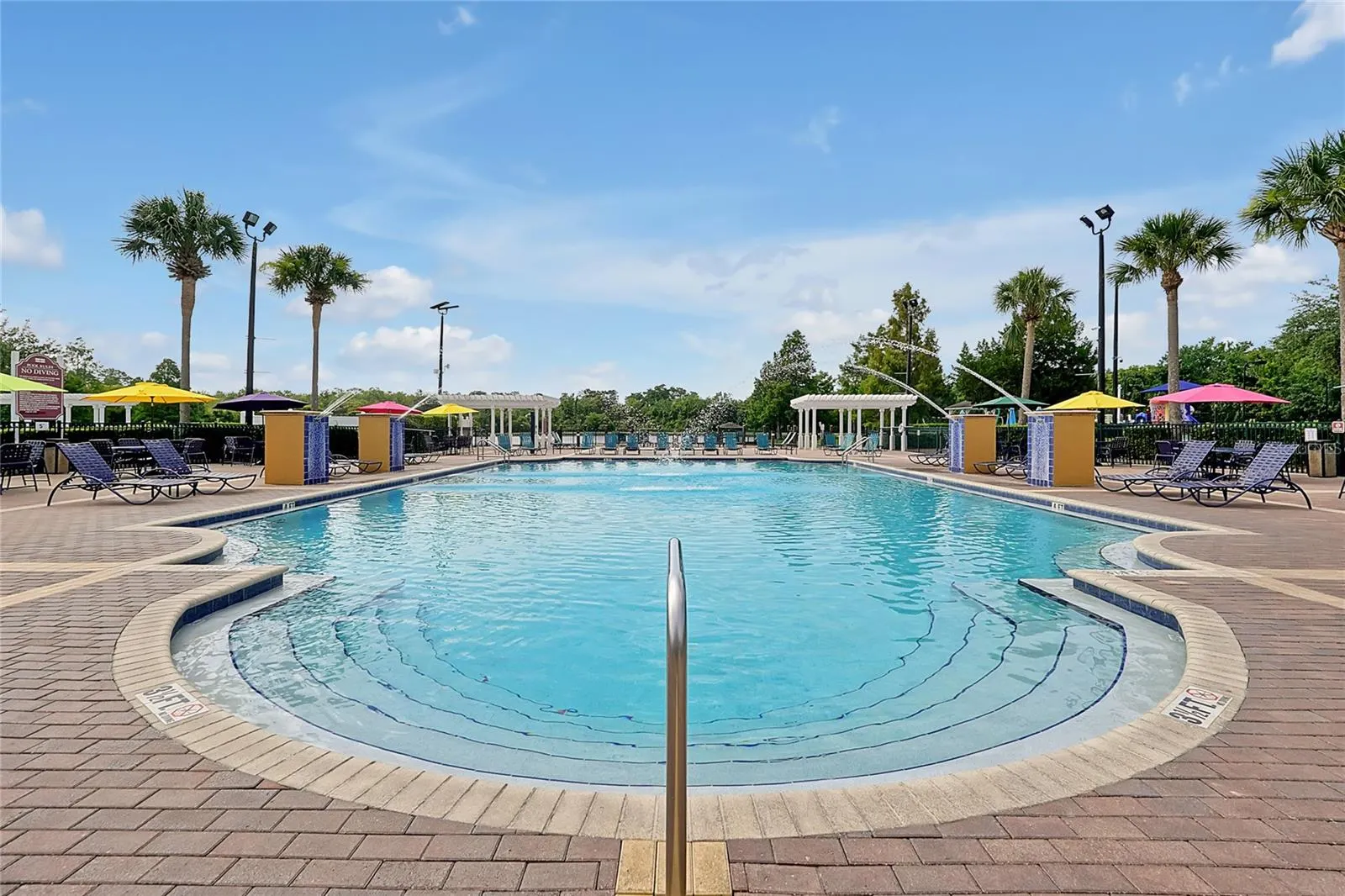2618 LODI CIRCLE #102, #102