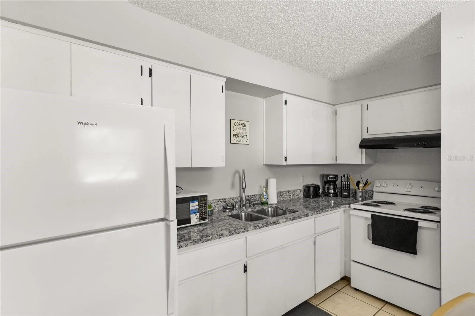 2711 SOUTH DR #C, #C