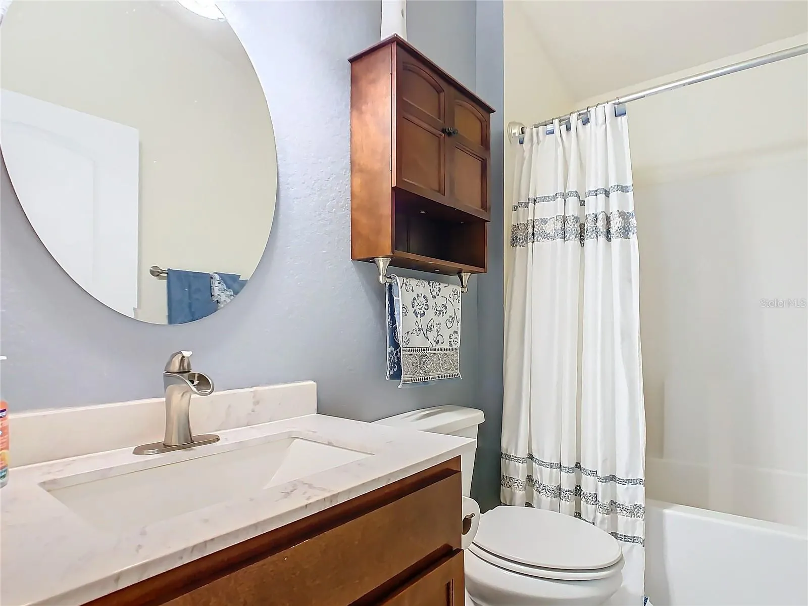 649 MEADOW POINTE DR