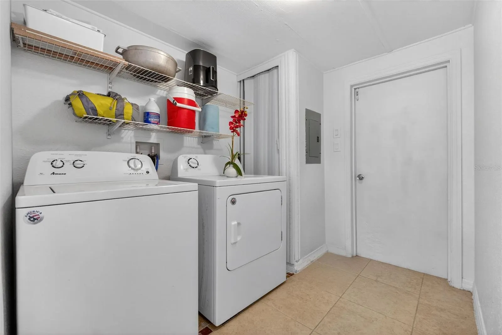 1452 TIGER LAKE RD