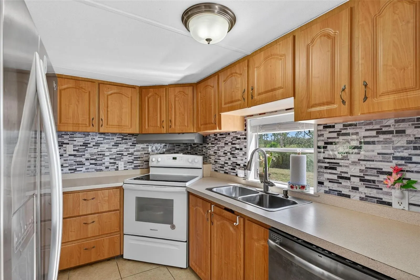 1452 TIGER LAKE RD
