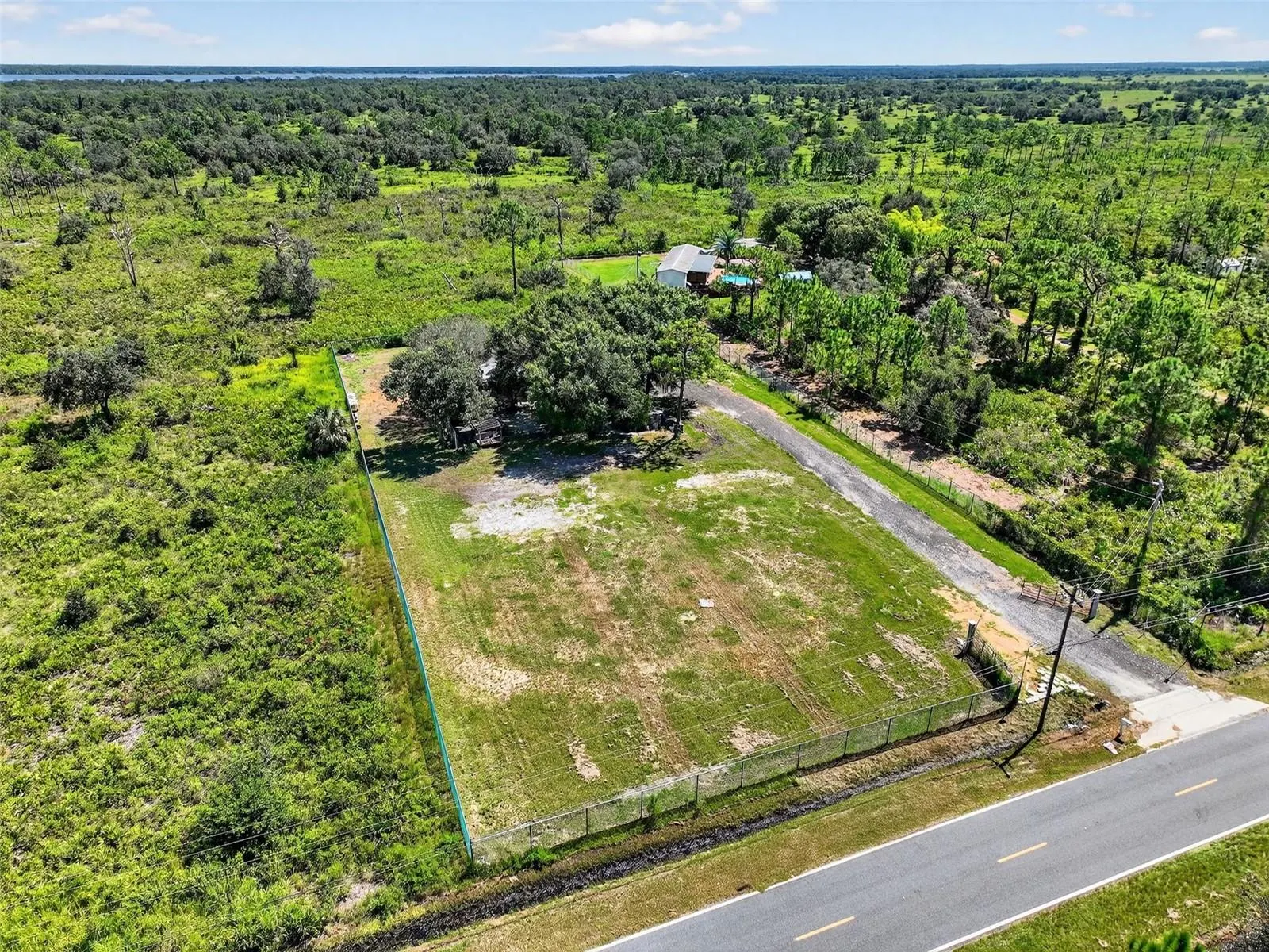 1452 TIGER LAKE RD
