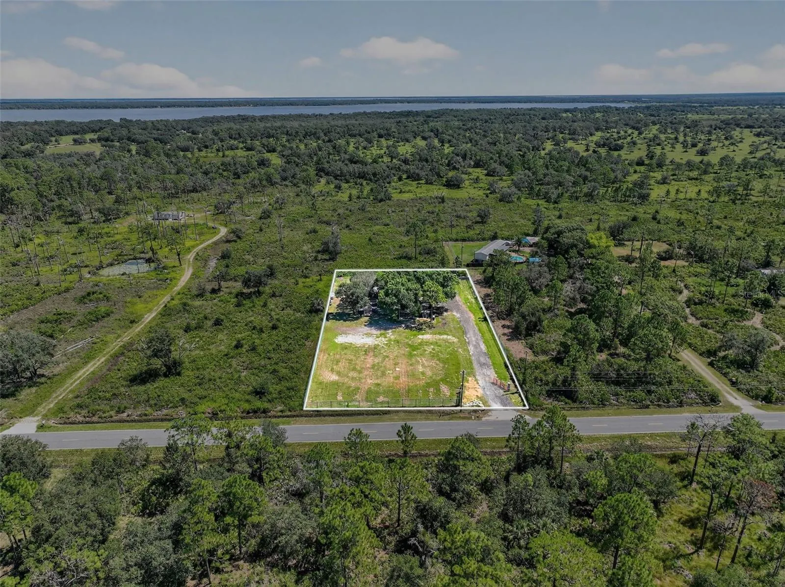 1452 TIGER LAKE RD