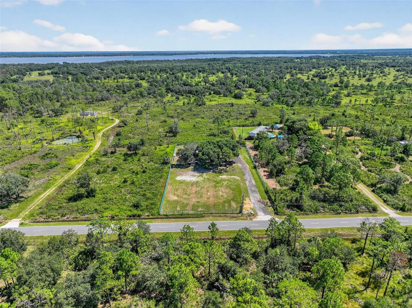 1452 TIGER LAKE RD