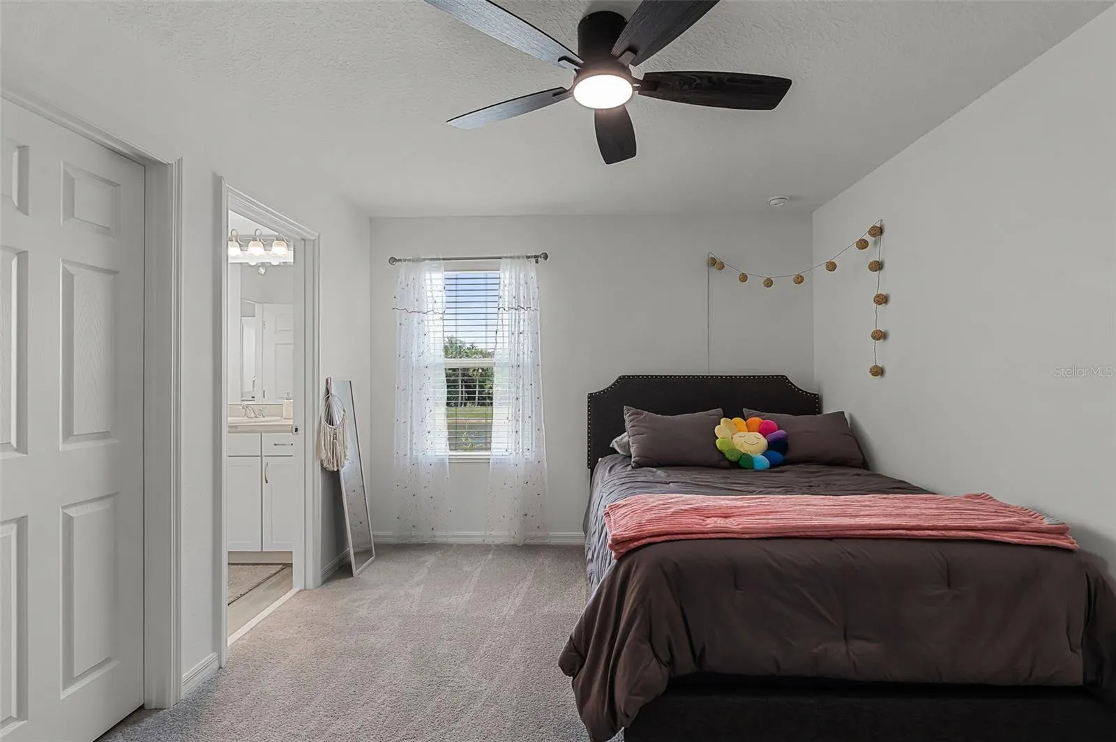 4829 CEDAR BAY TER