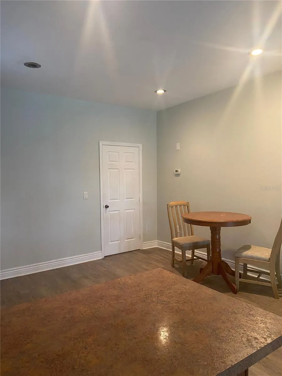 228 N BEAUMONT AVE #4, #4