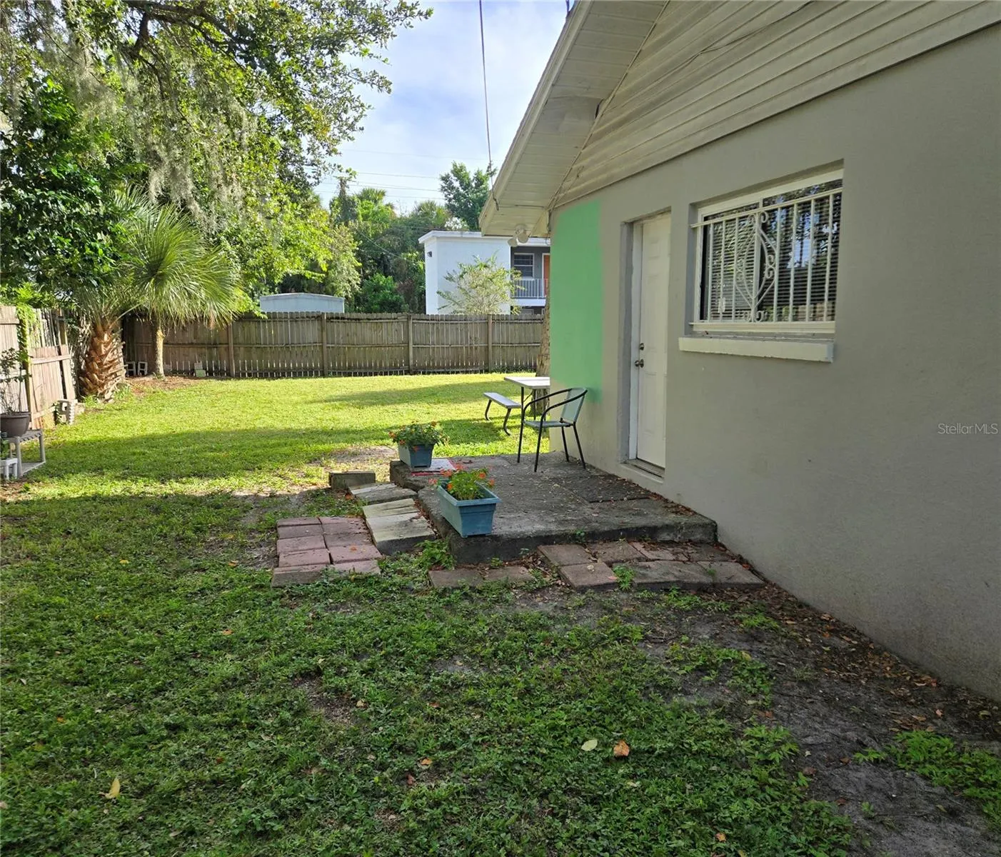 1019 MAIN ST