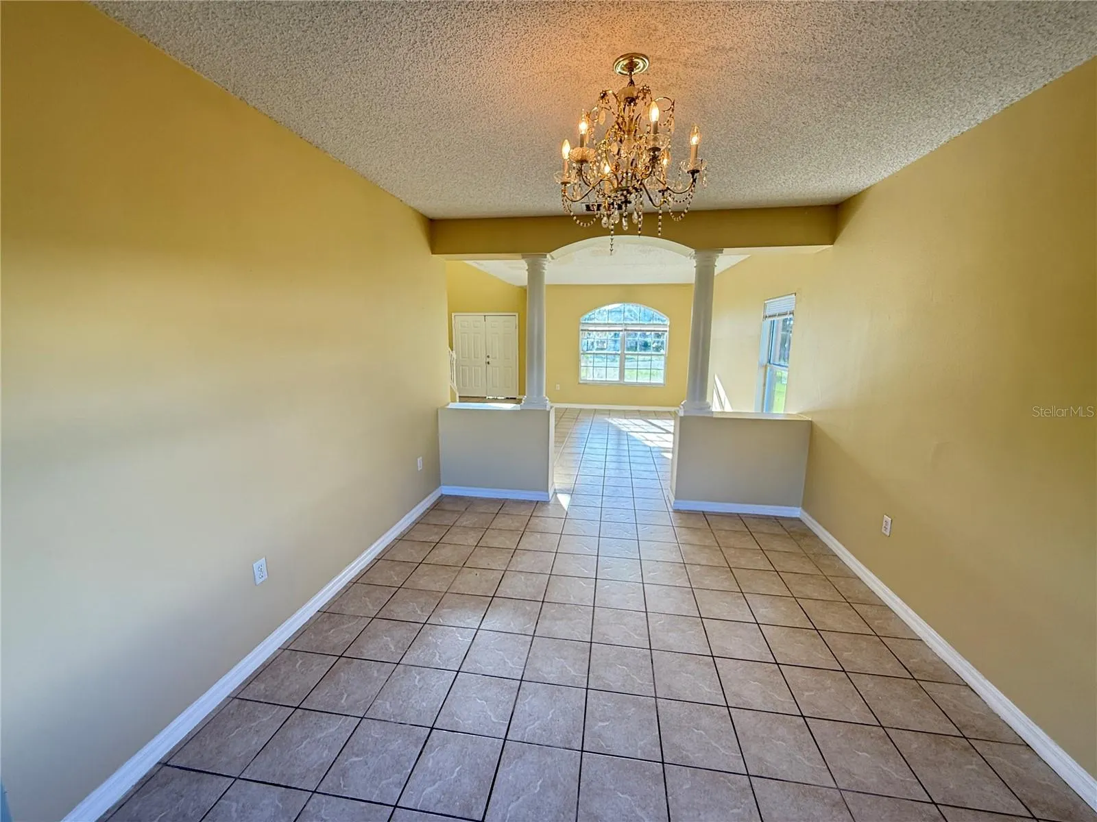 4554 FICUS TREE RD