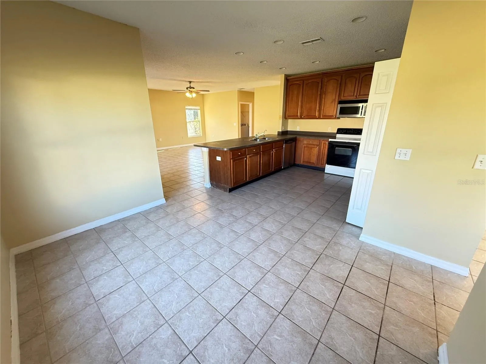 4554 FICUS TREE RD