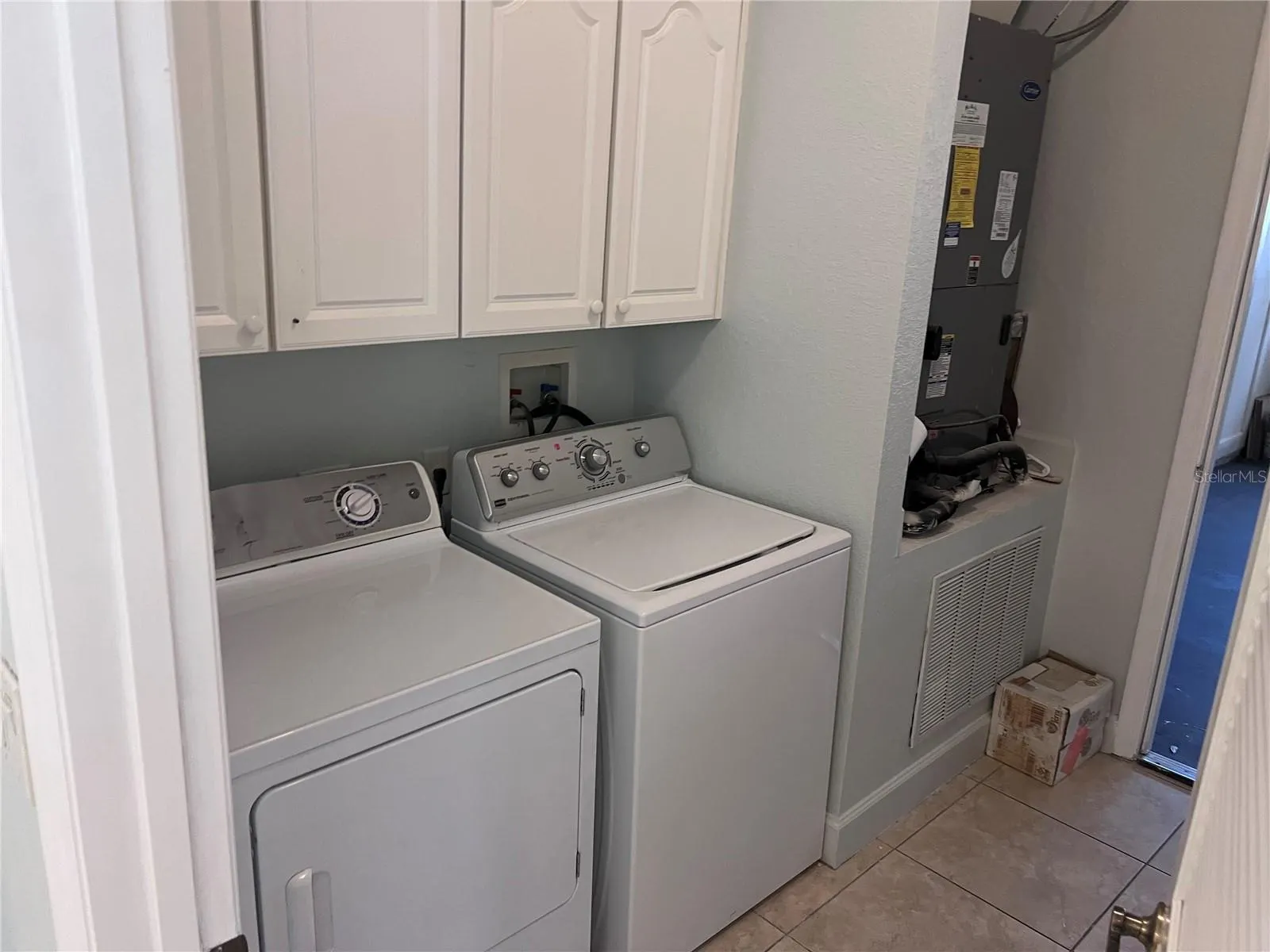 2371 PAINTER LN