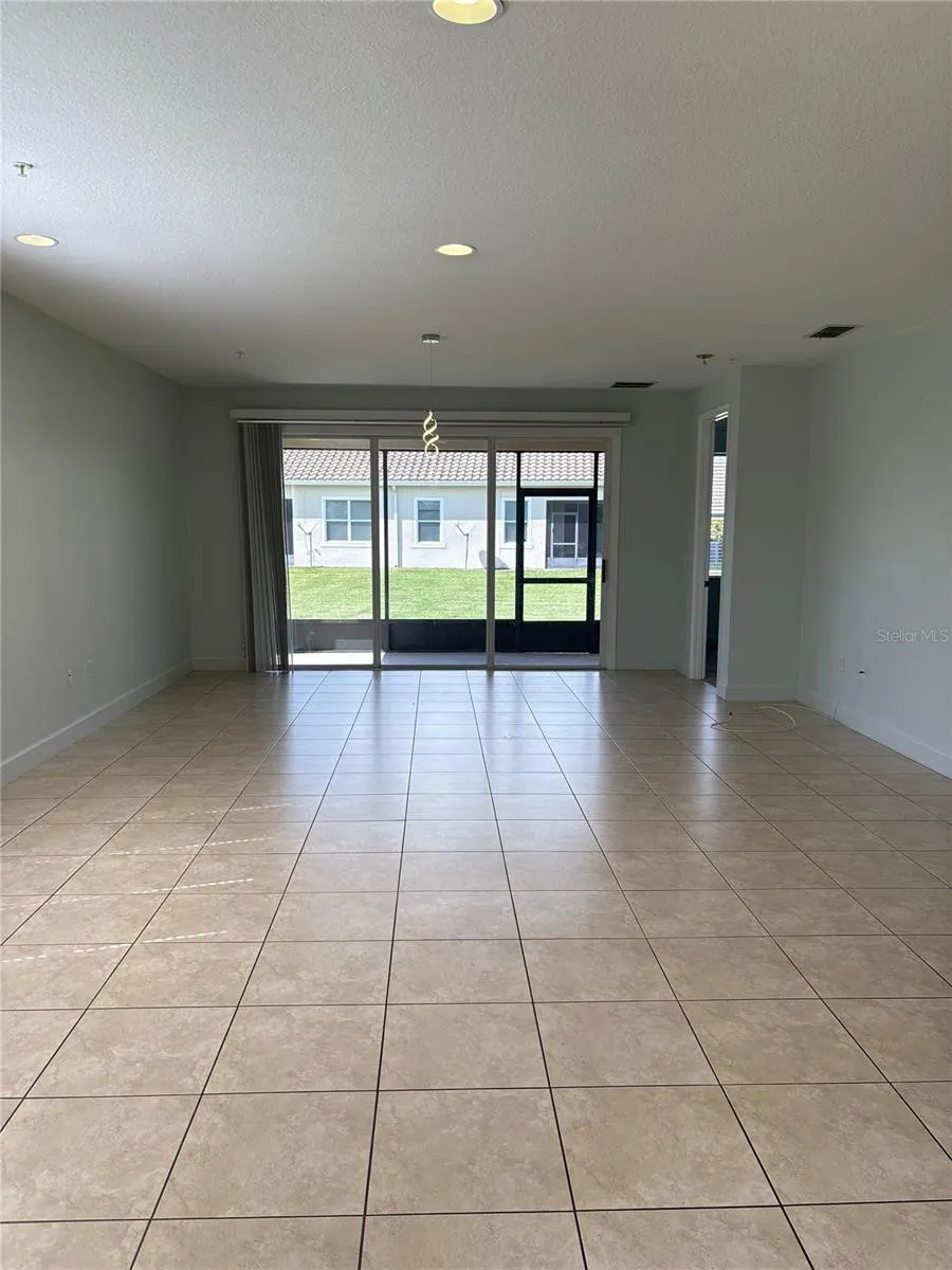2371 PAINTER LN