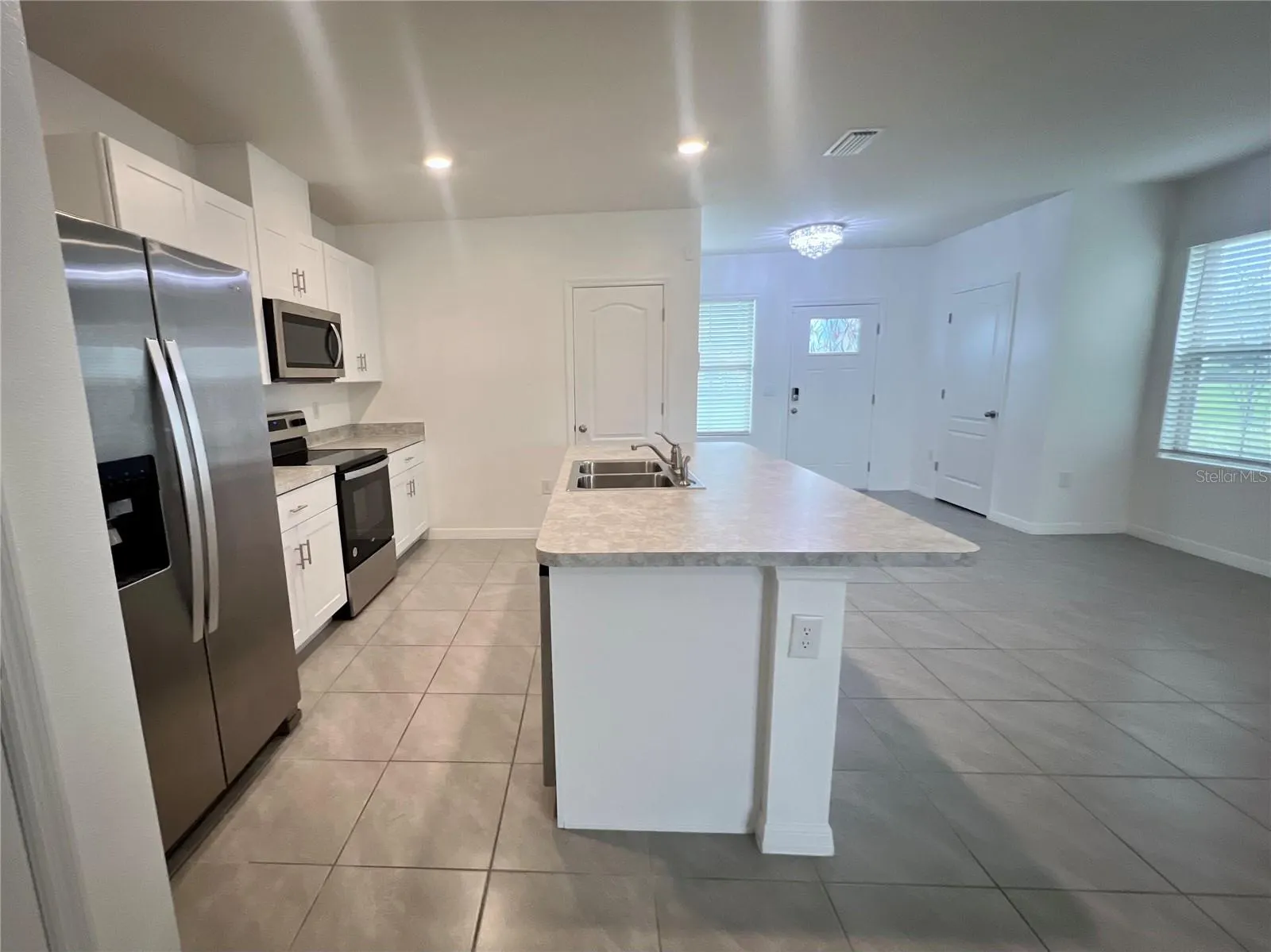 1719 WALNUT CREEK DR