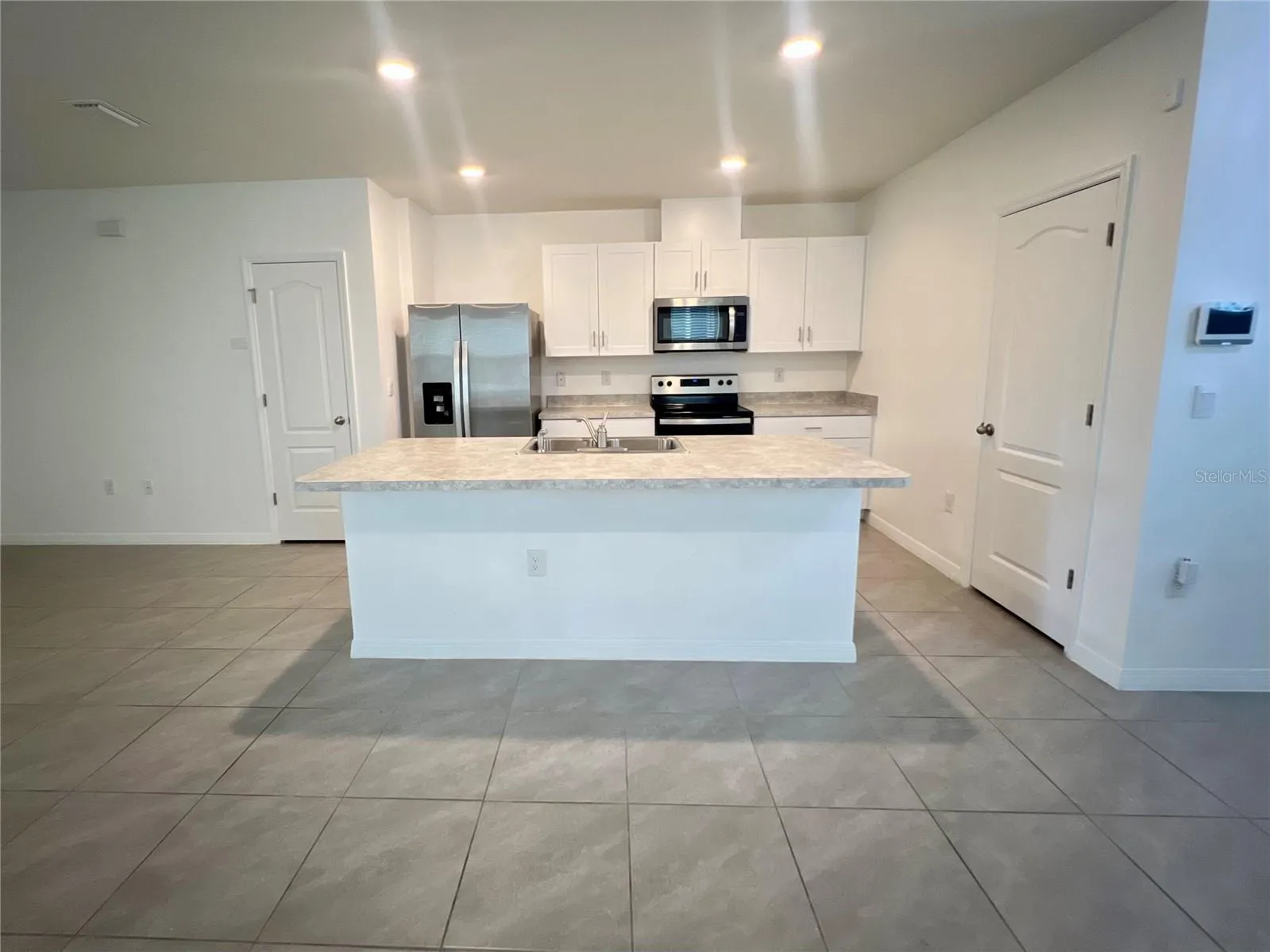 1719 WALNUT CREEK DR