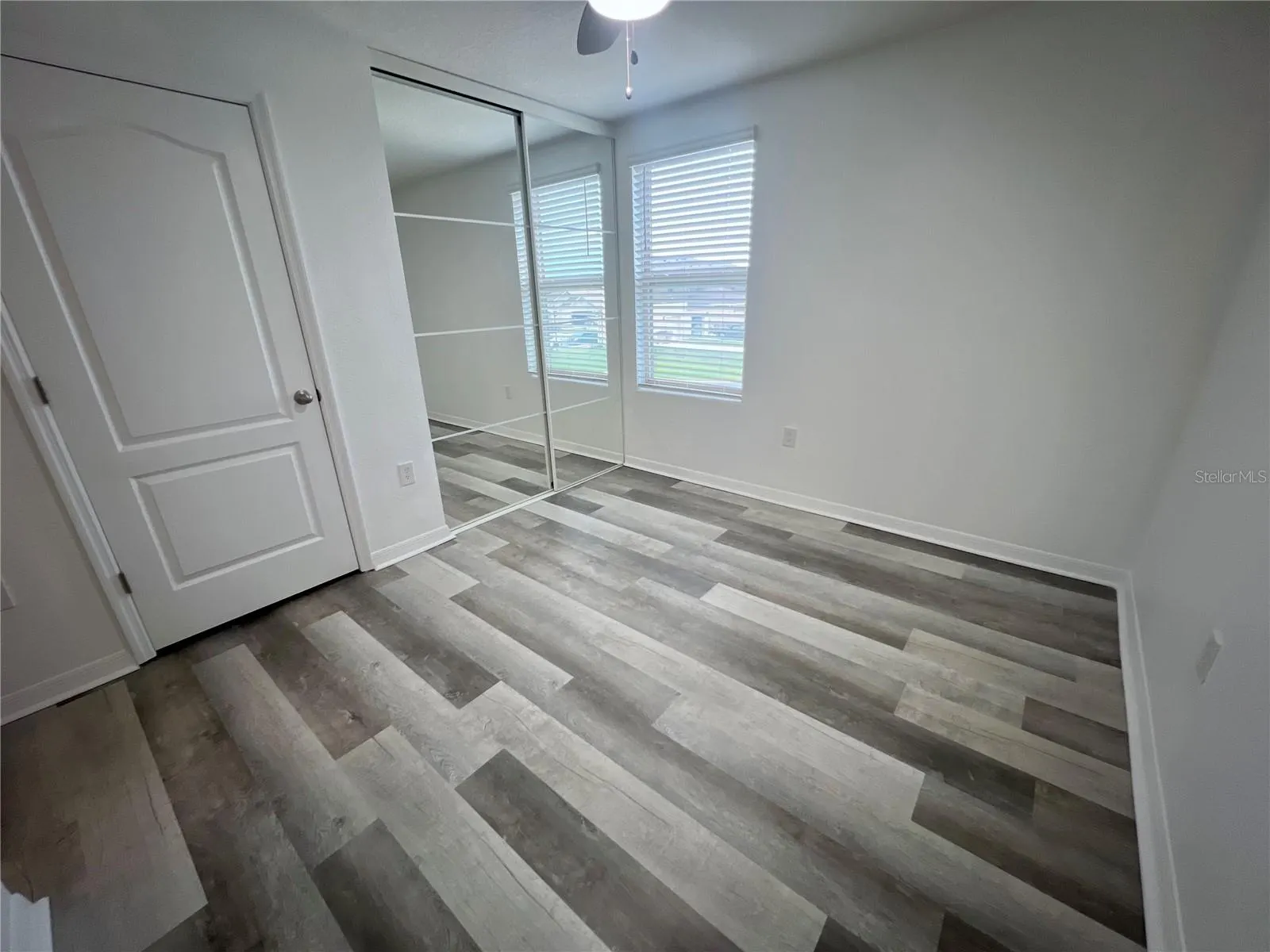 1719 WALNUT CREEK DR