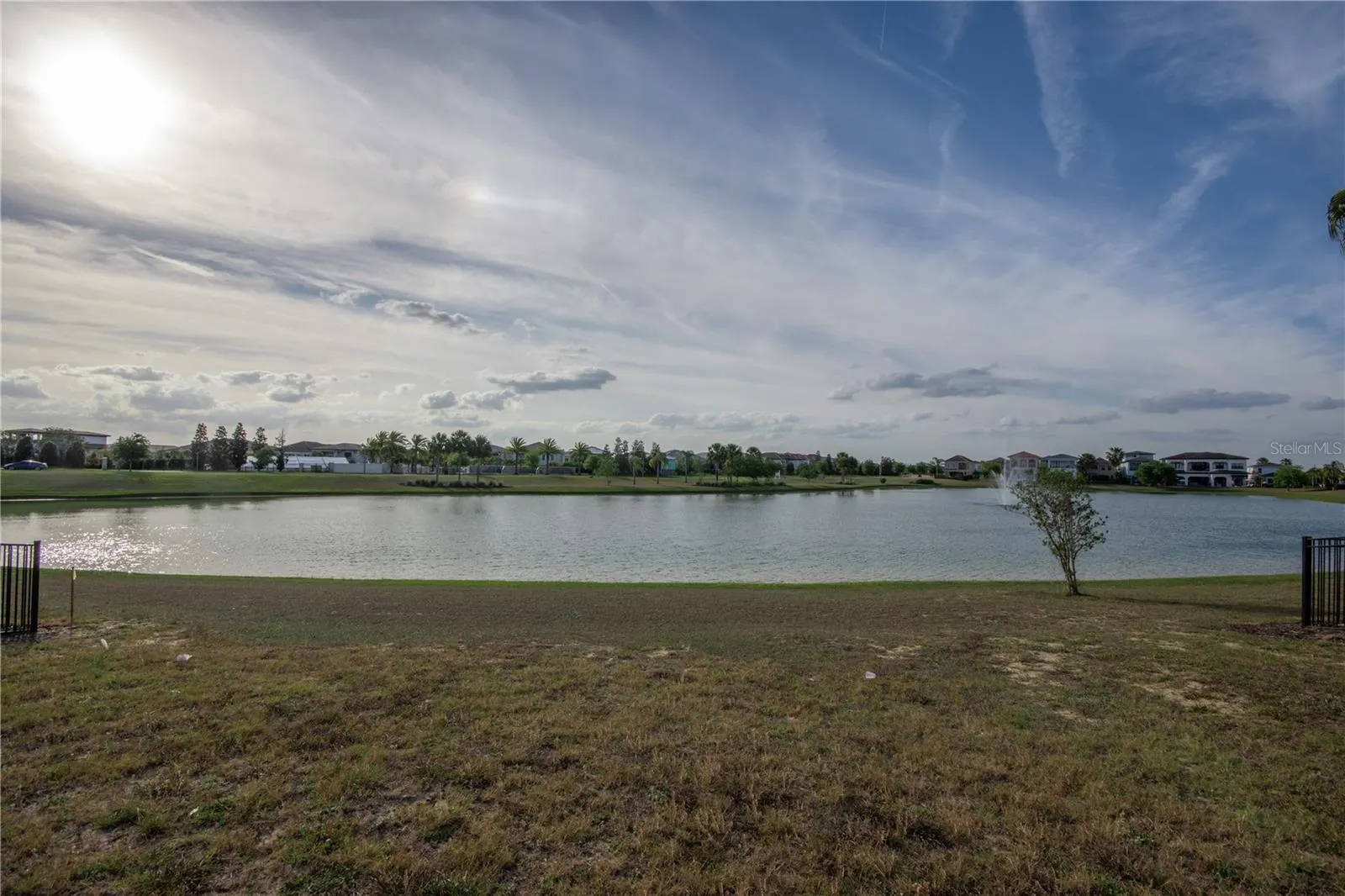 820 GOLDEN BEAR DR