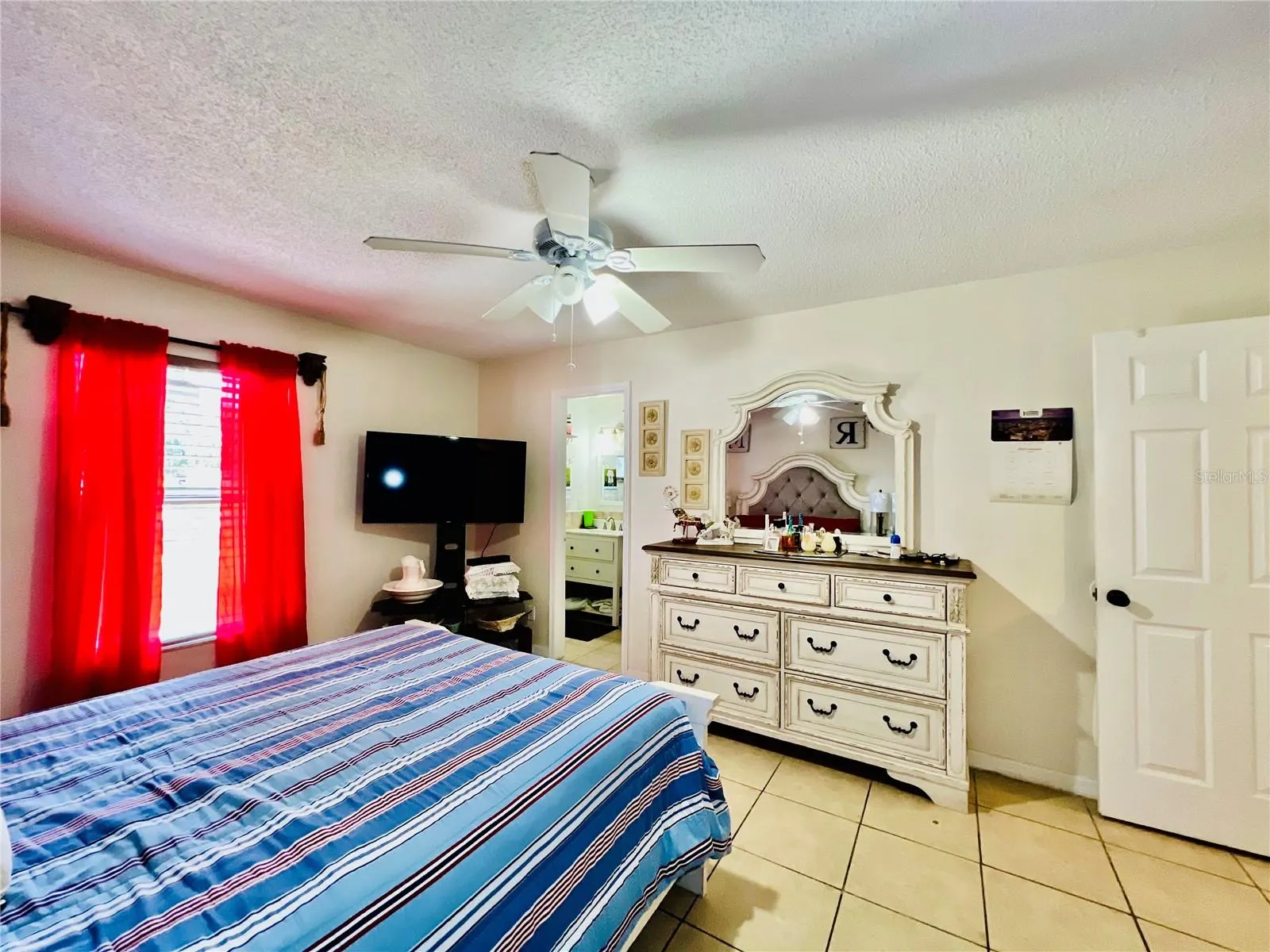 405 ALBATROSS CT