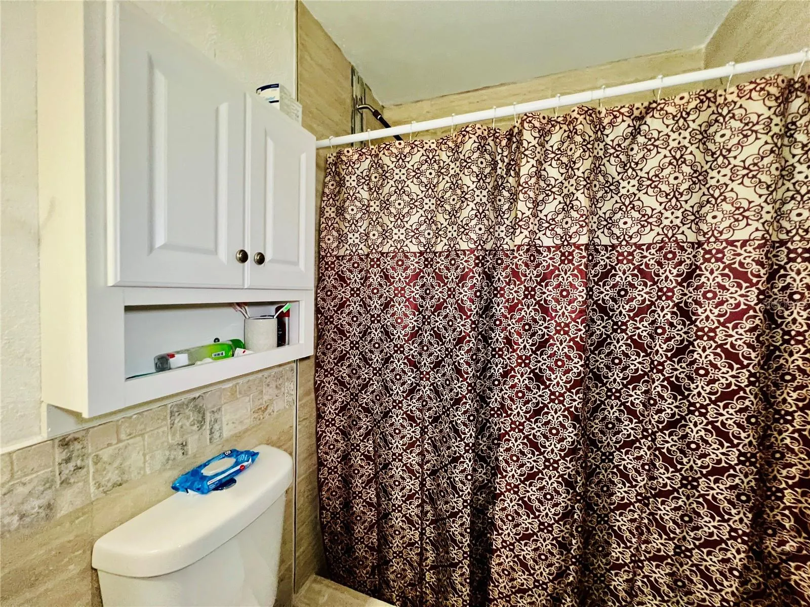 405 ALBATROSS CT