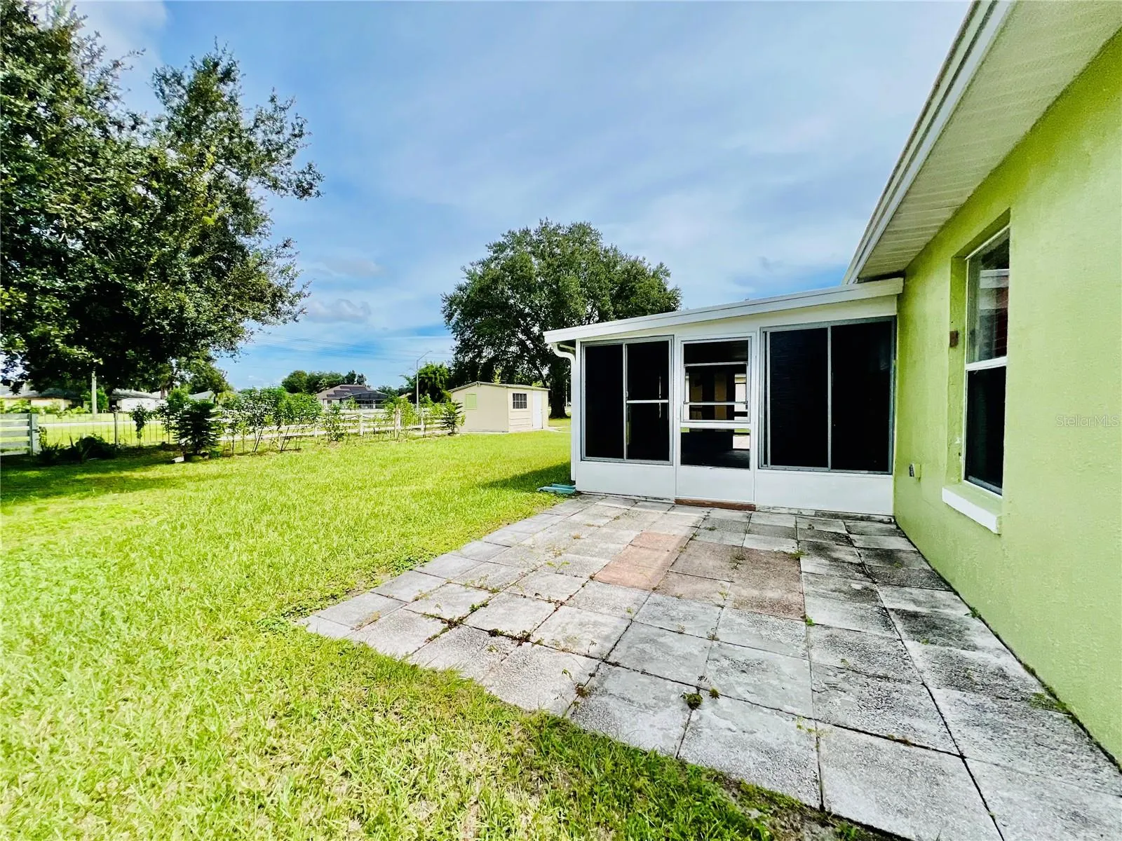 405 ALBATROSS CT