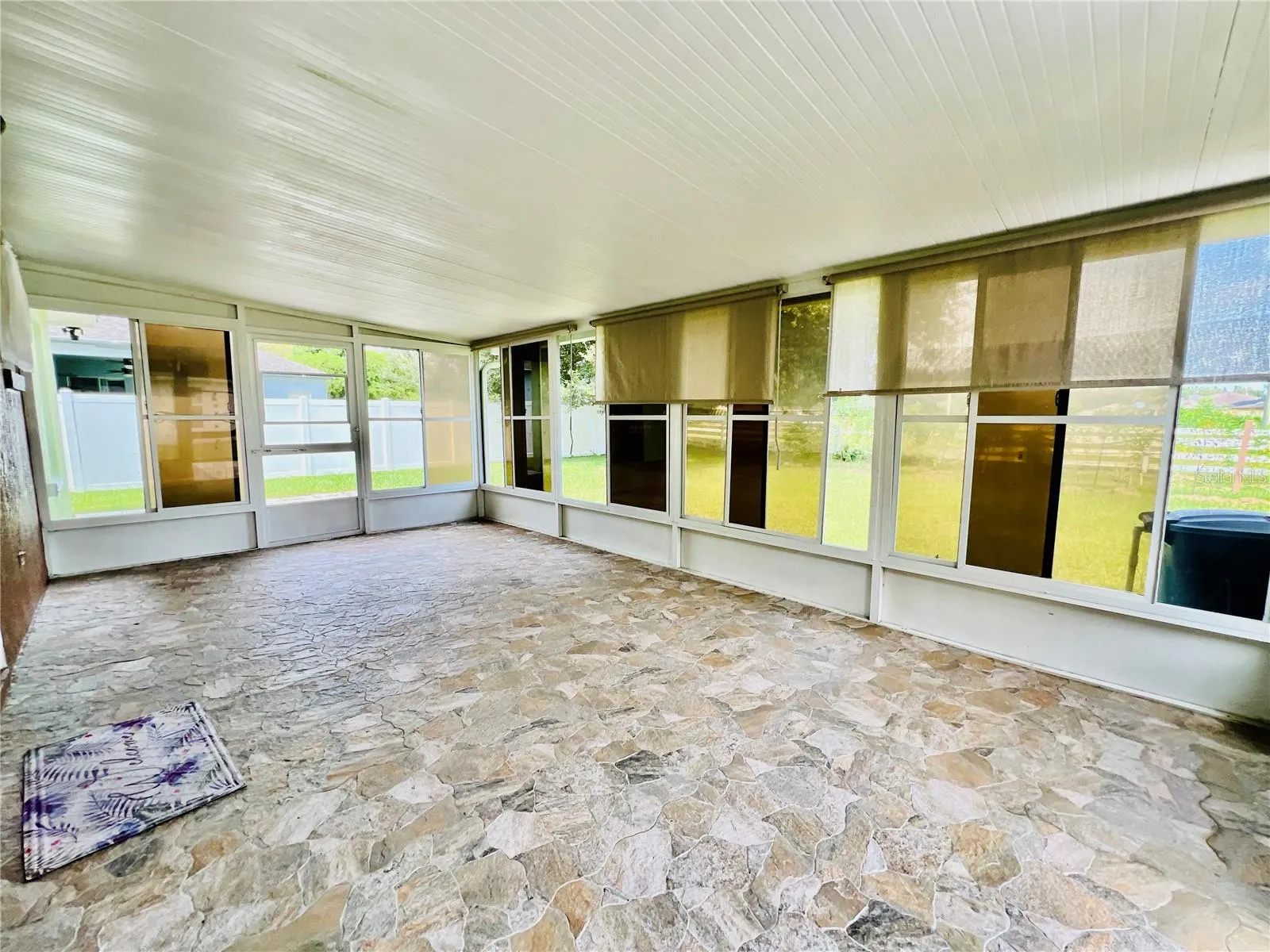 405 ALBATROSS CT