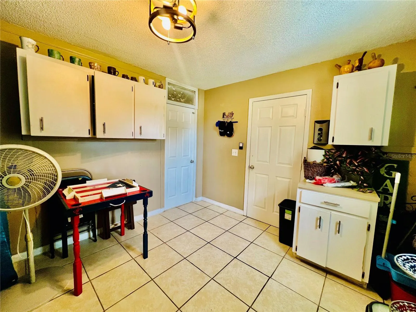 405 ALBATROSS CT