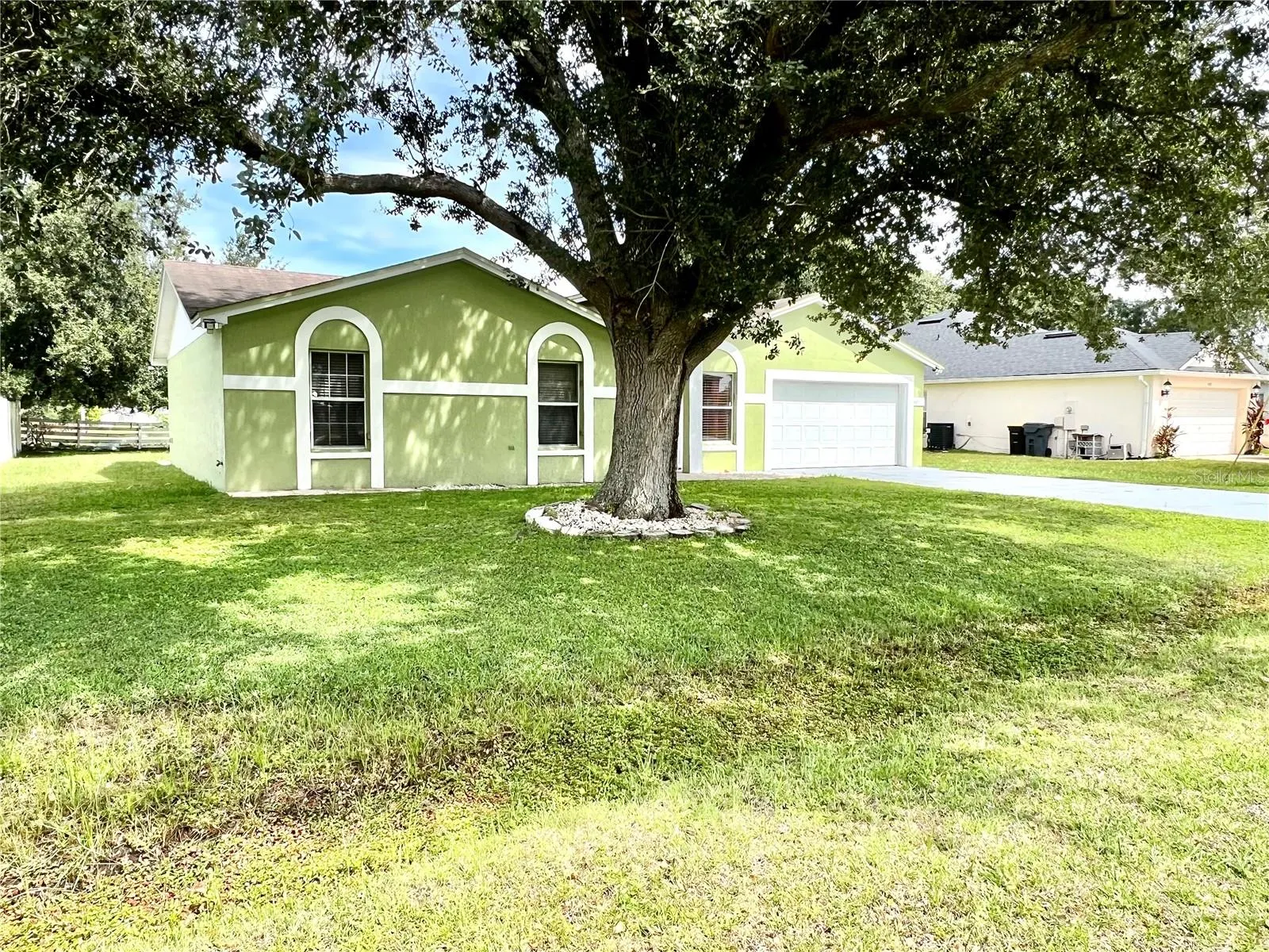 405 ALBATROSS CT