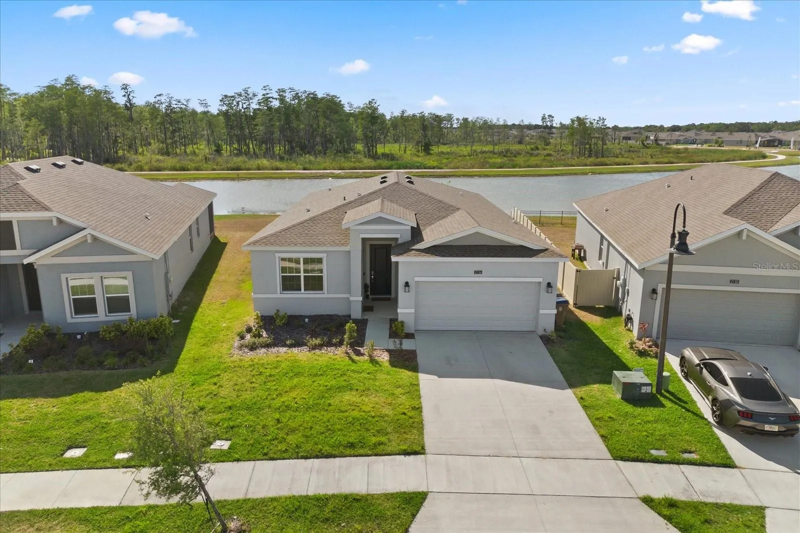 2156 MERRYBELLS DR