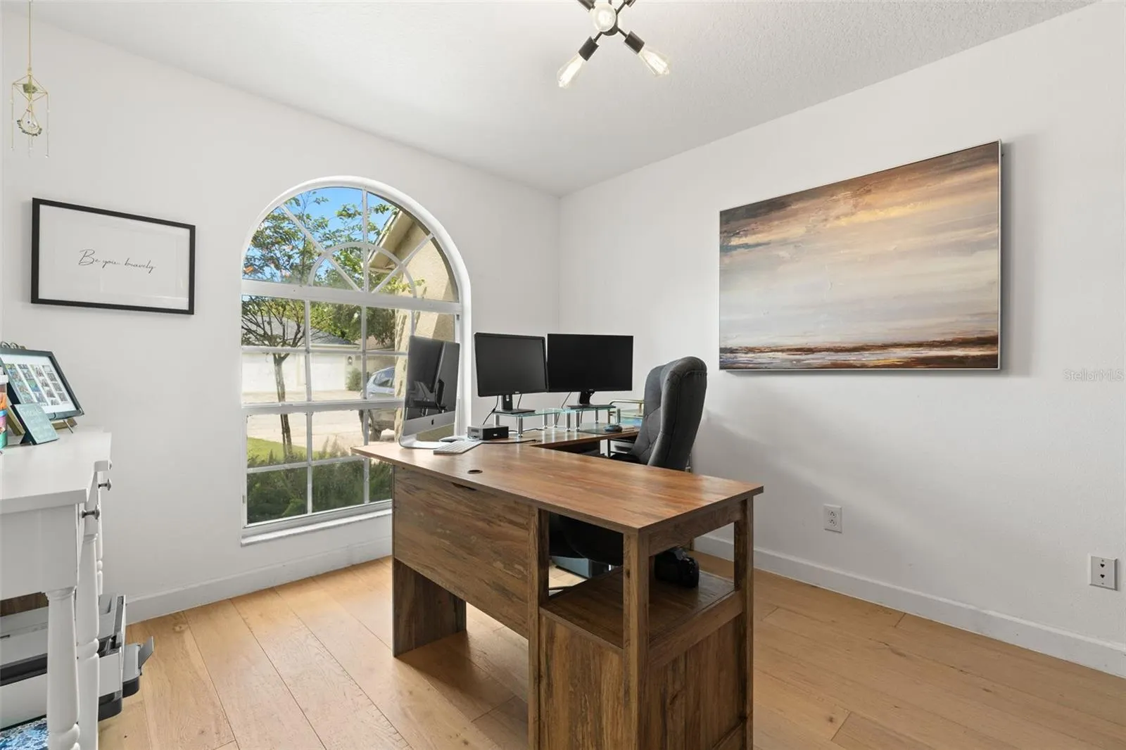 870 BAYOU VIEW DR