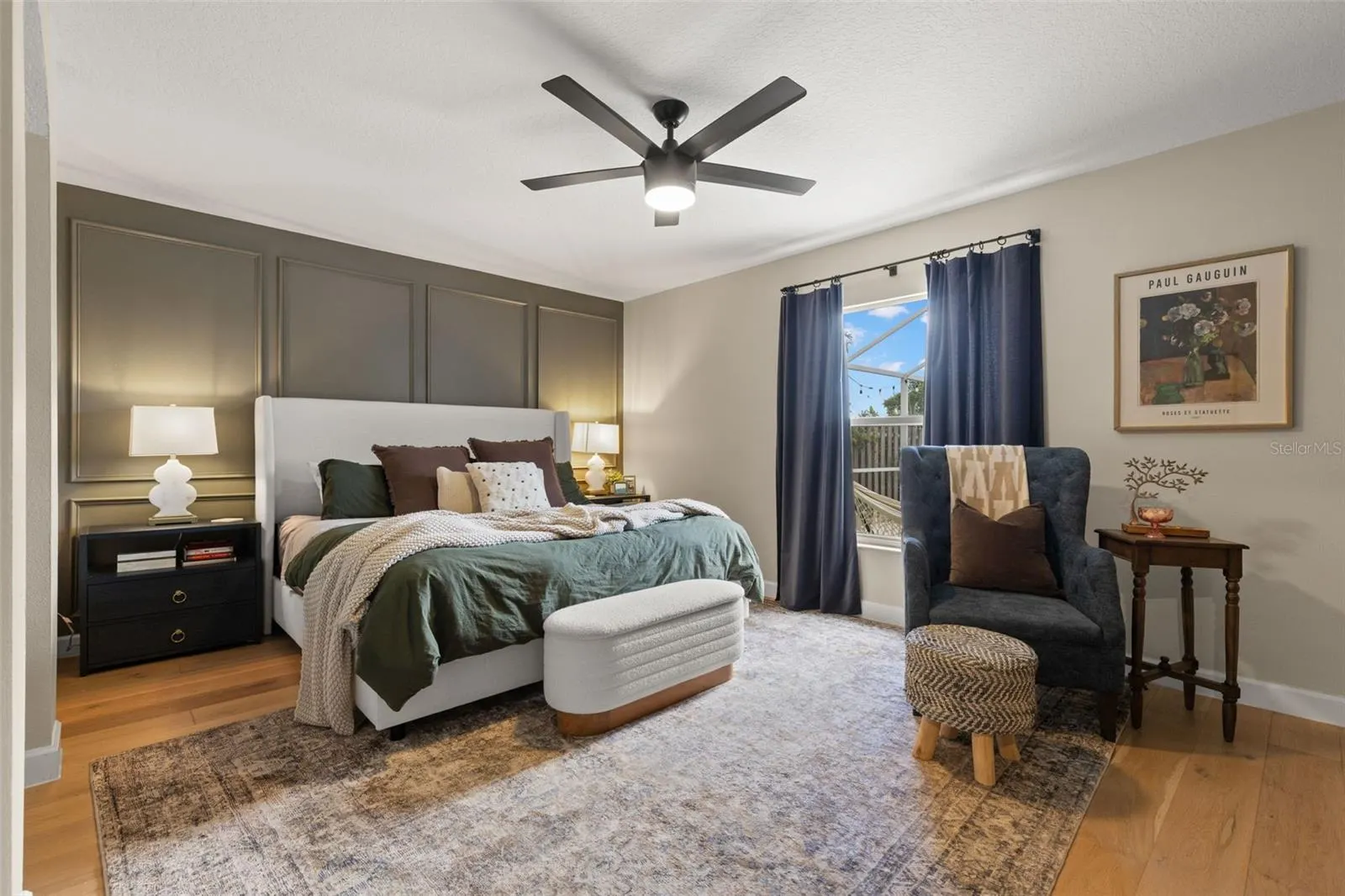 870 BAYOU VIEW DR