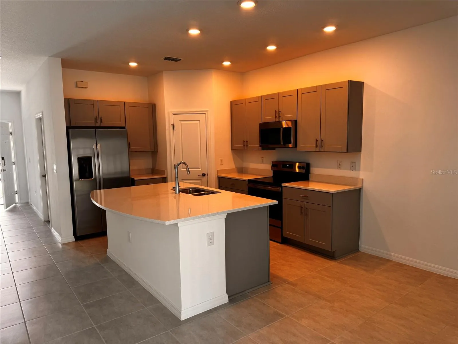 2719 PUFFIN PL
