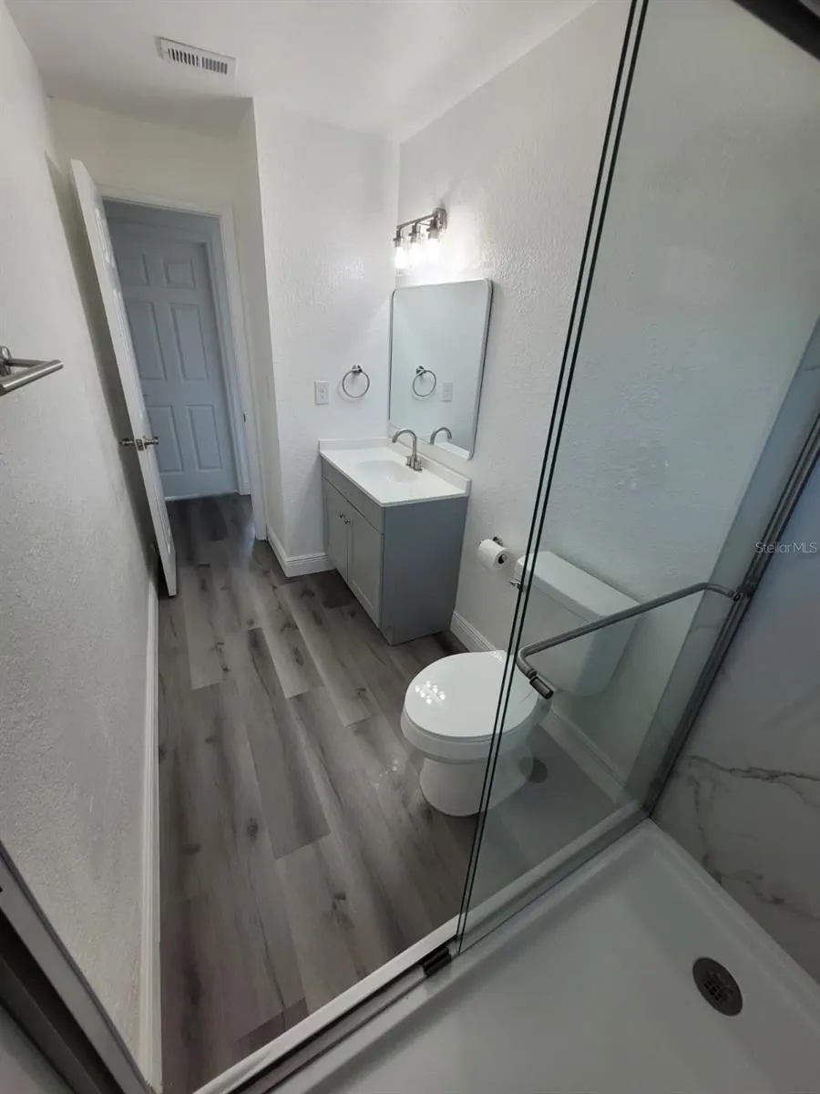 332 CORNWALLIS CT