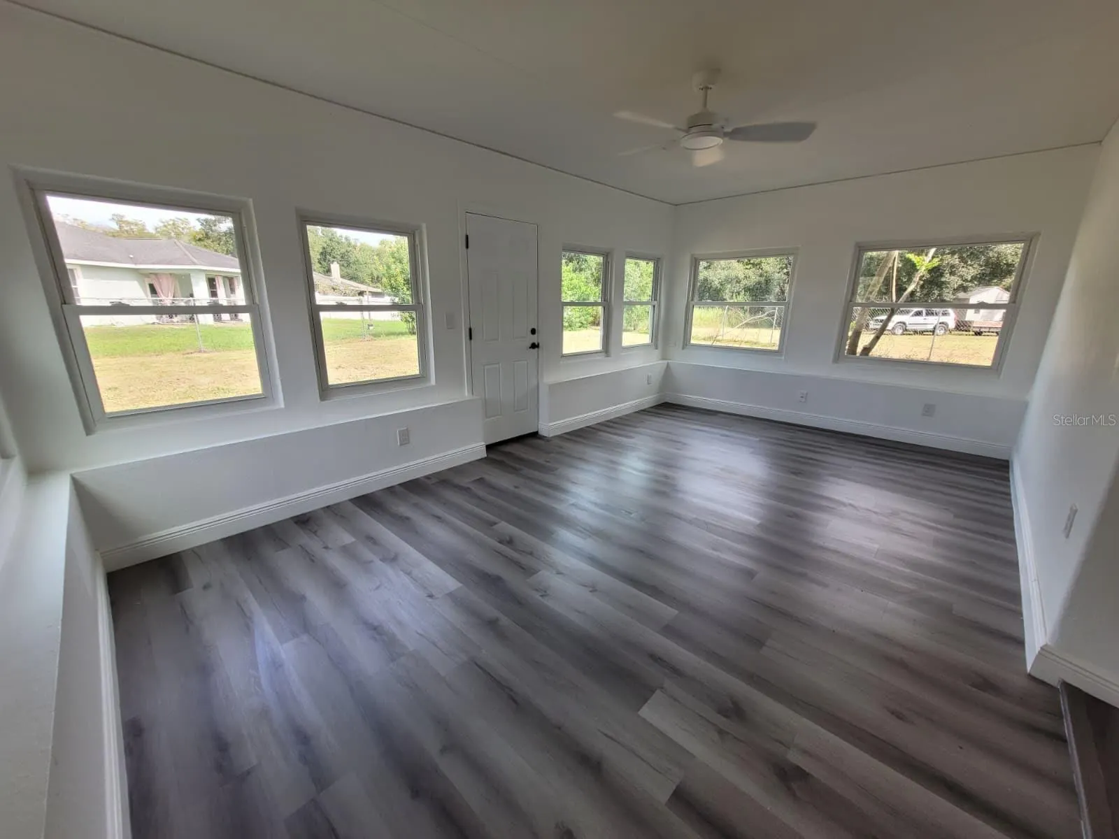 332 CORNWALLIS CT