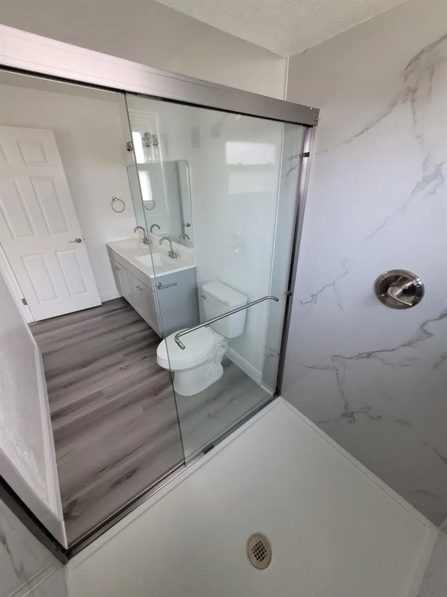 332 CORNWALLIS CT