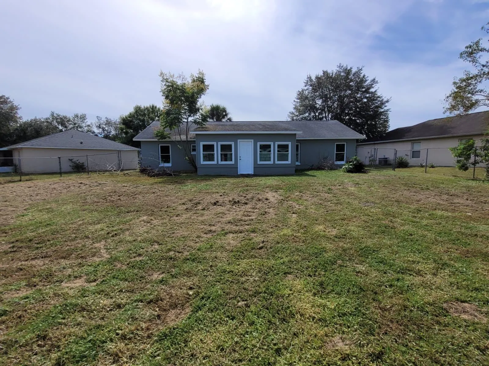 332 CORNWALLIS CT