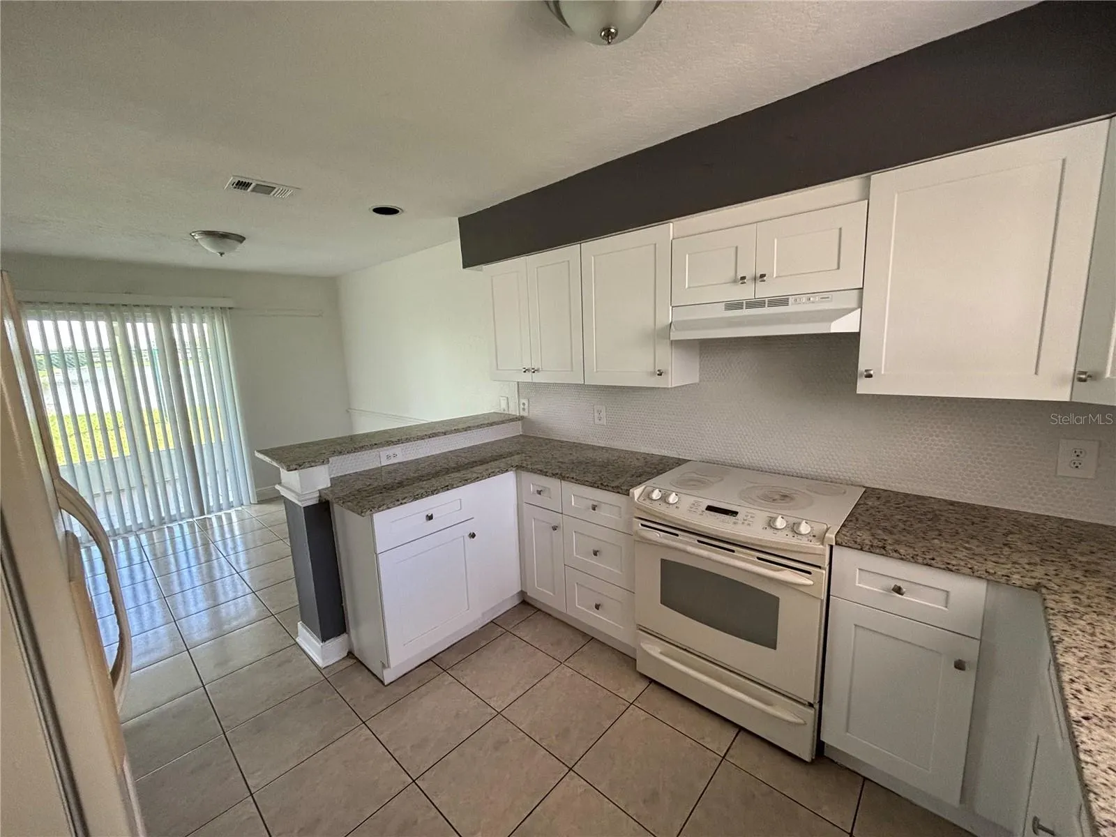 246 DAWN CT
