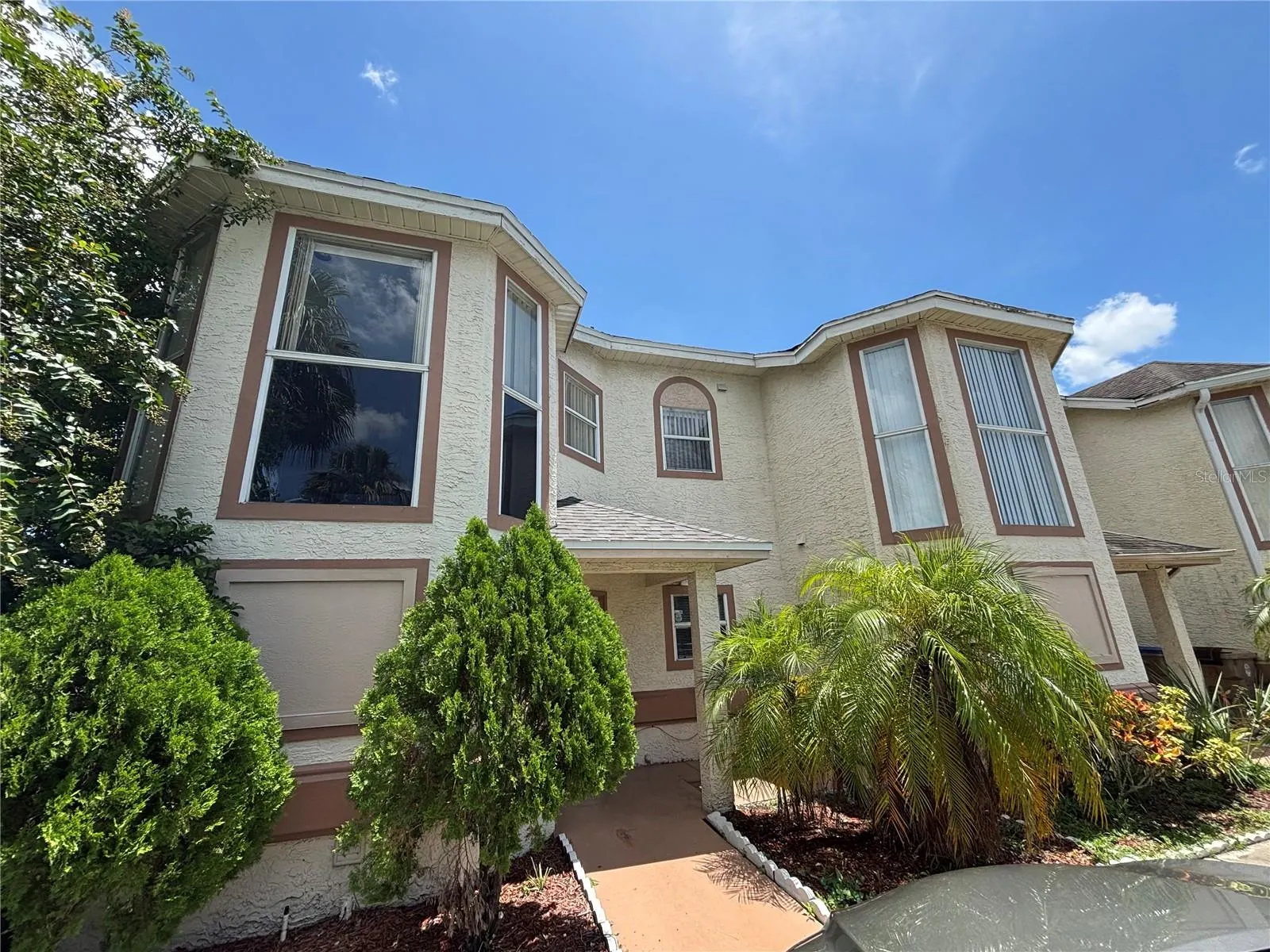 246 DAWN CT