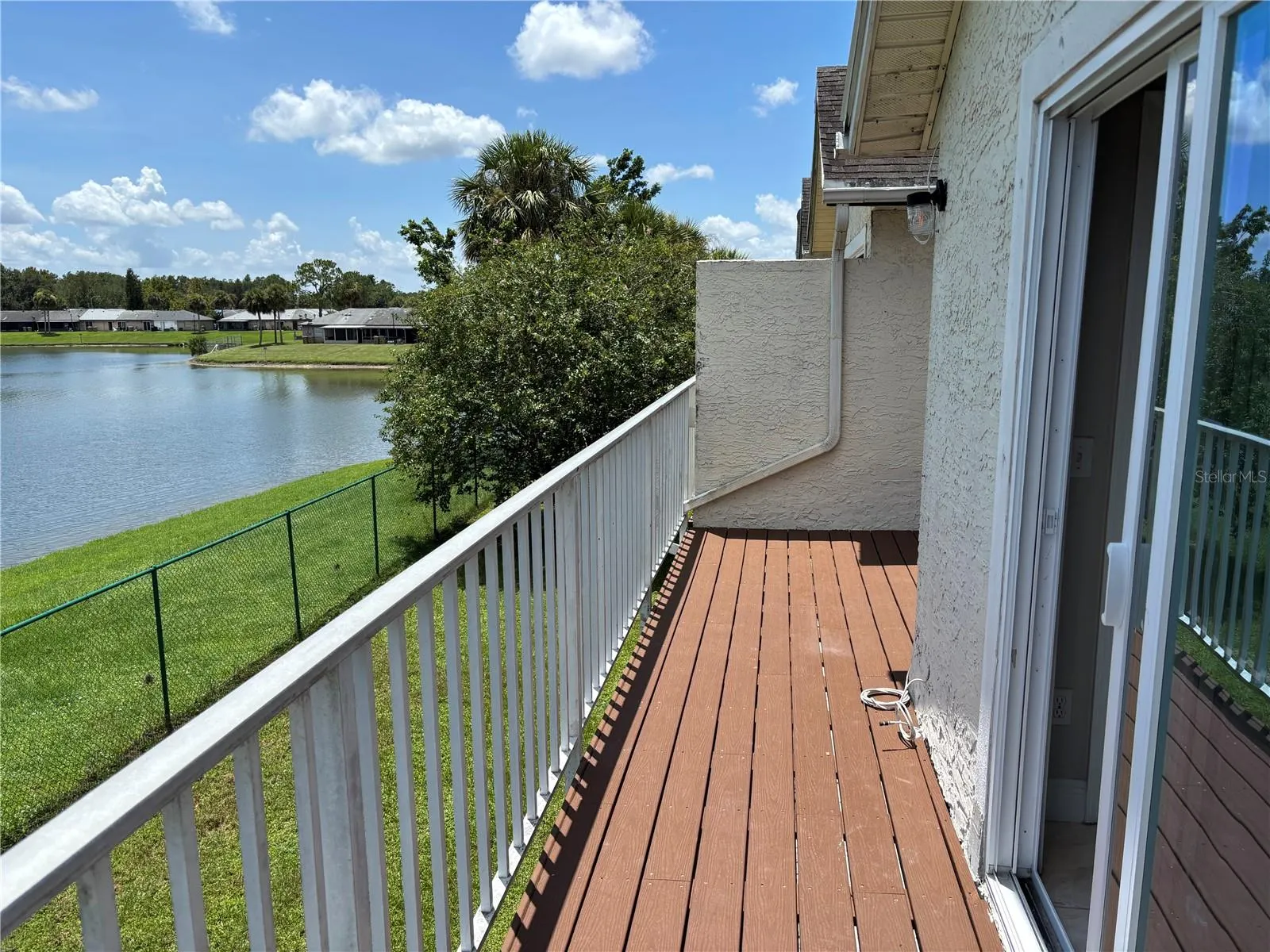 246 DAWN CT