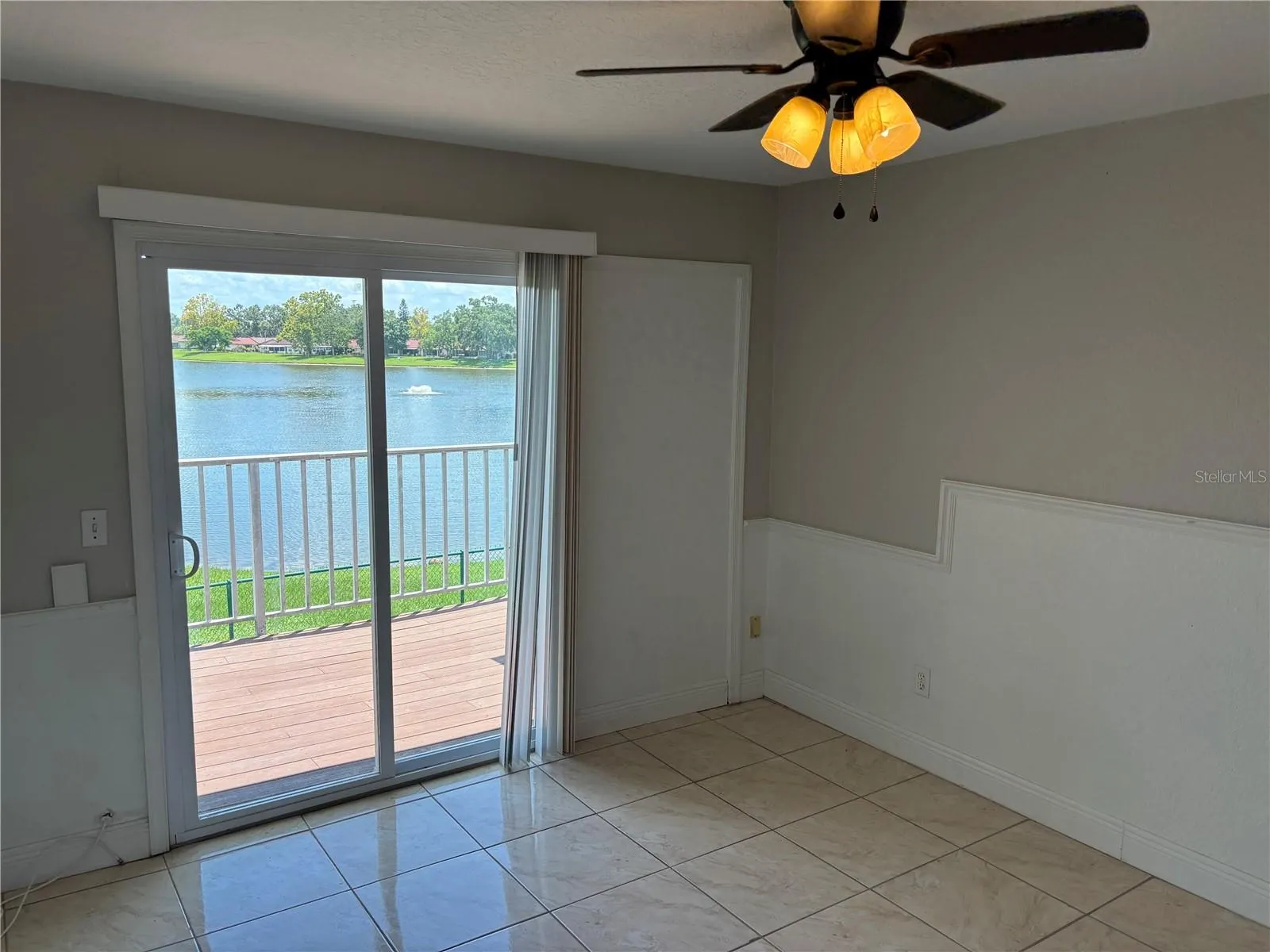 246 DAWN CT