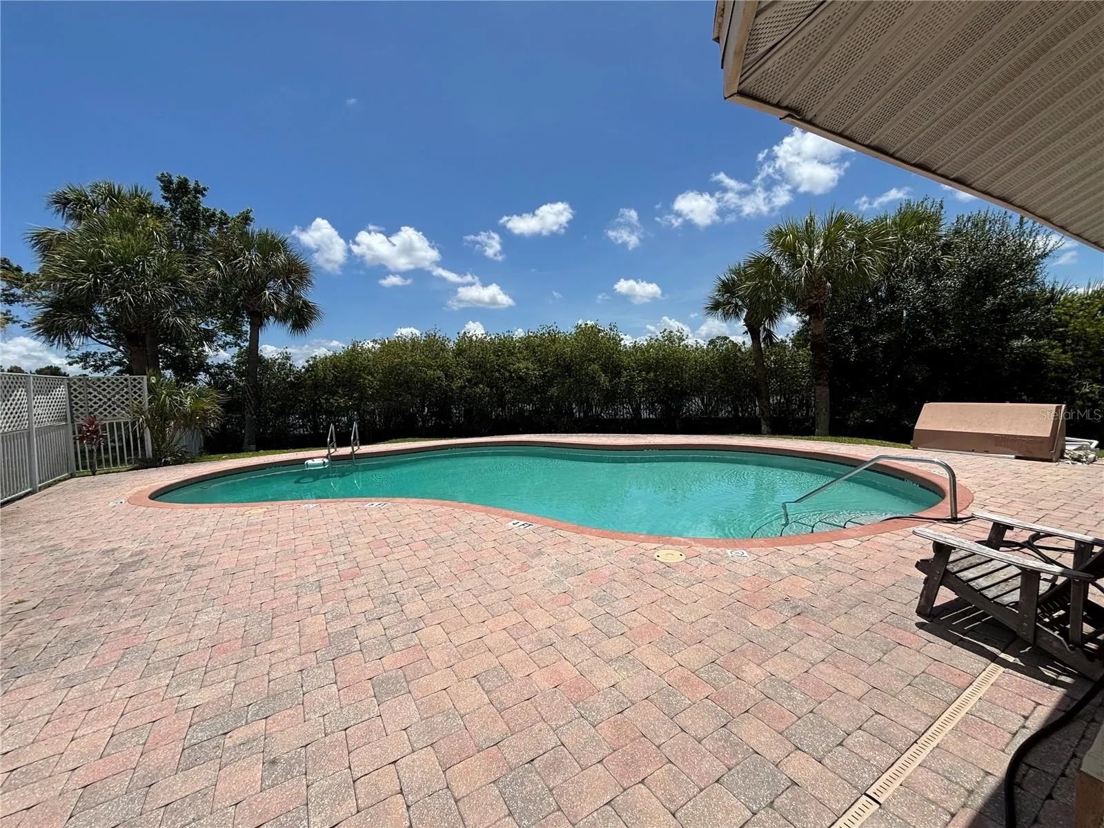 246 DAWN CT